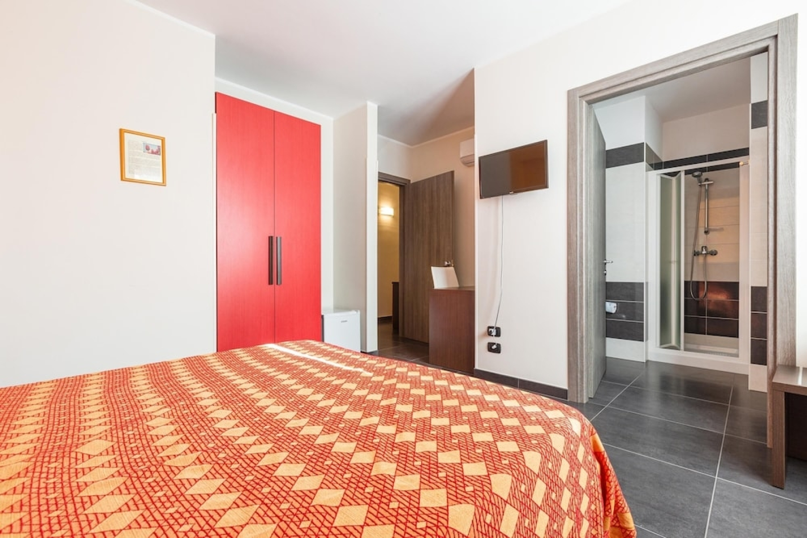 2888 B&B Terra dei Fiori - Camera Tripla Standard by Barbarhouse