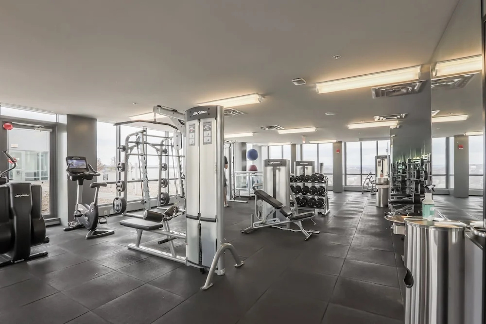 Kasa Alexandria Apartments