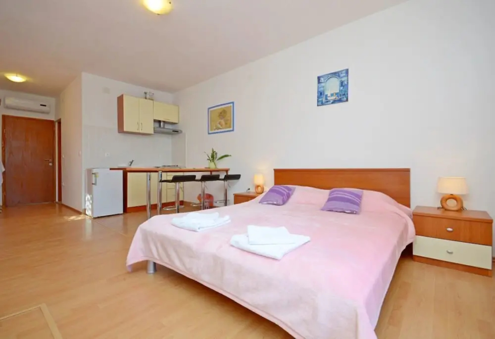 Apartments Luka