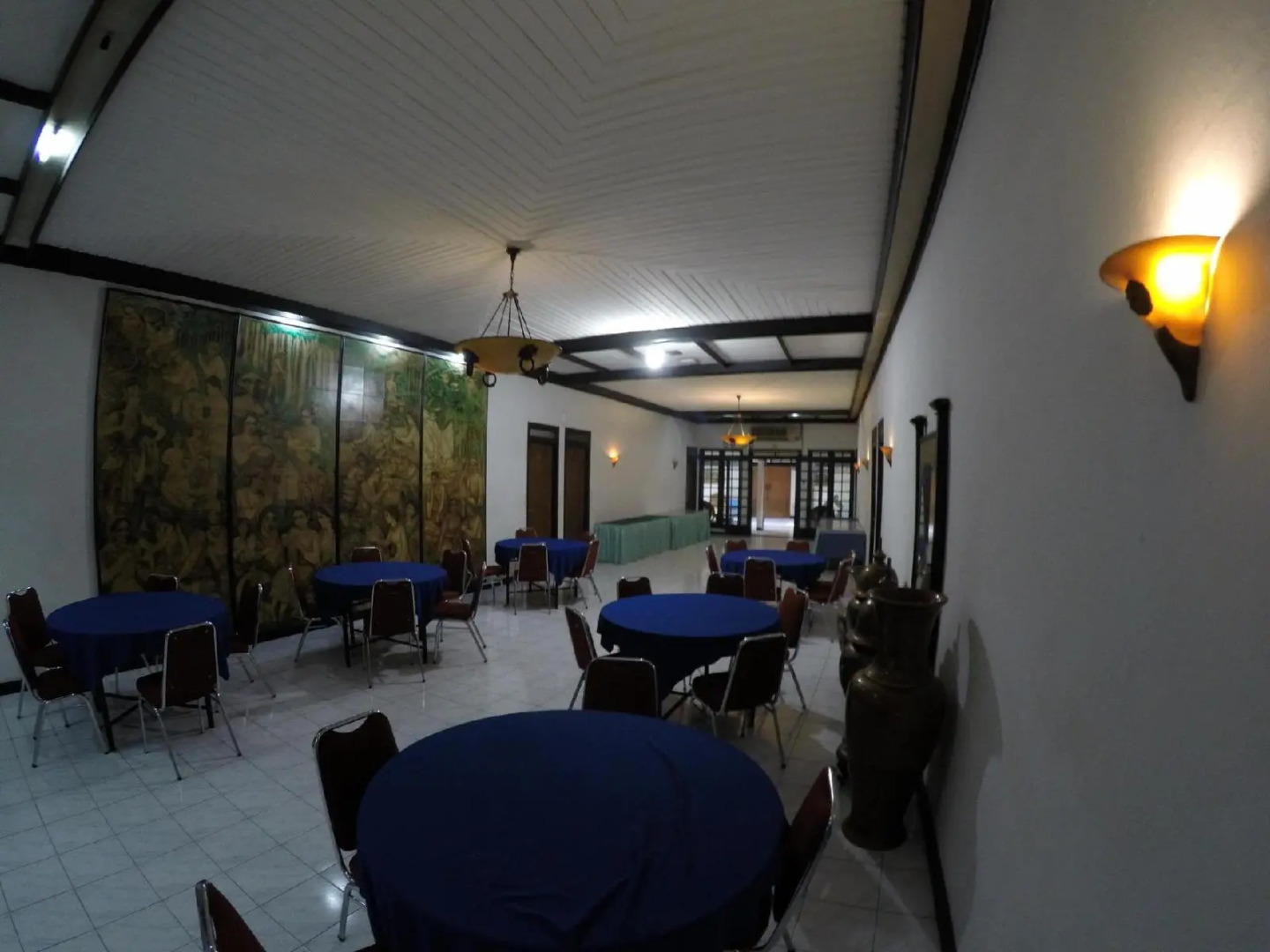 Crown Hotel Tasikmalaya