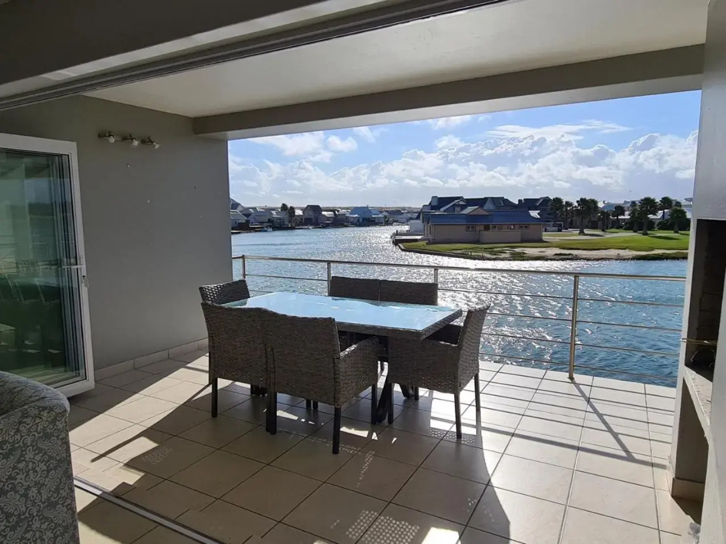 33 Kingston Place, Marina Martinique
