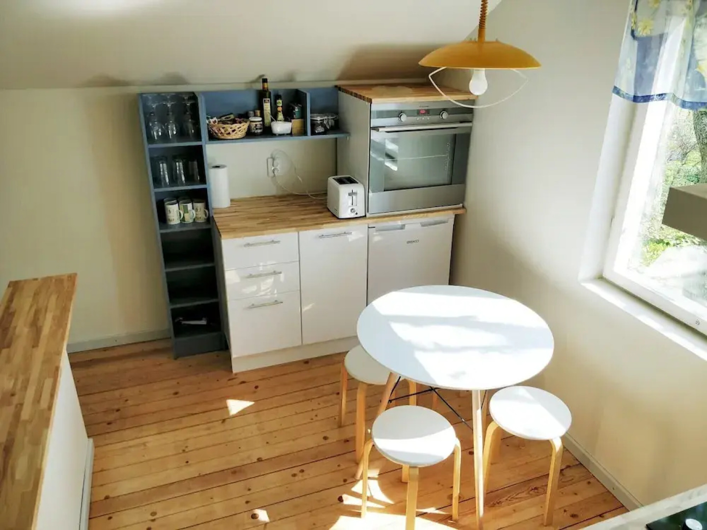 Красивый коттедж в Кабернеэме