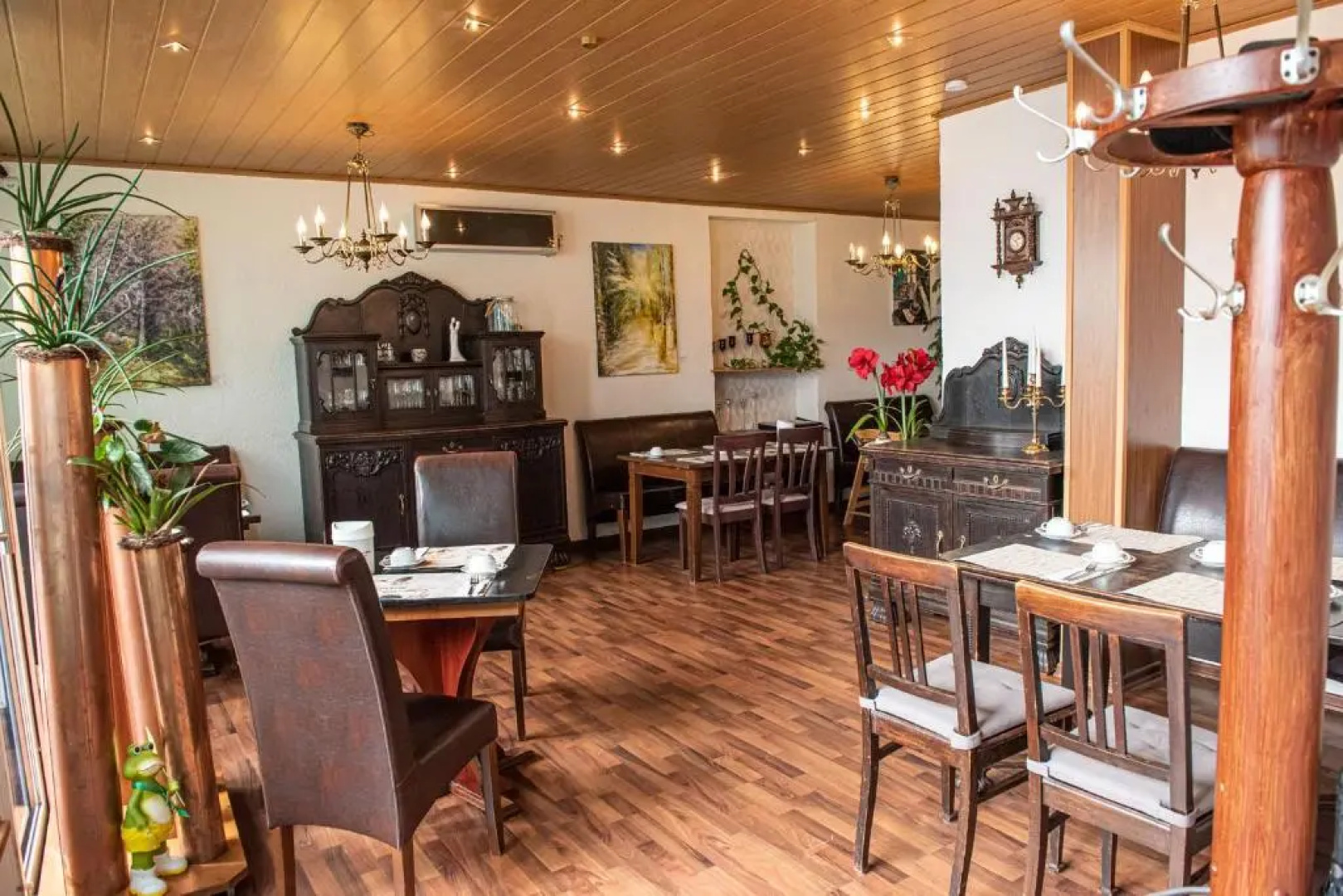 Neubert s Gasthaus am Rhein