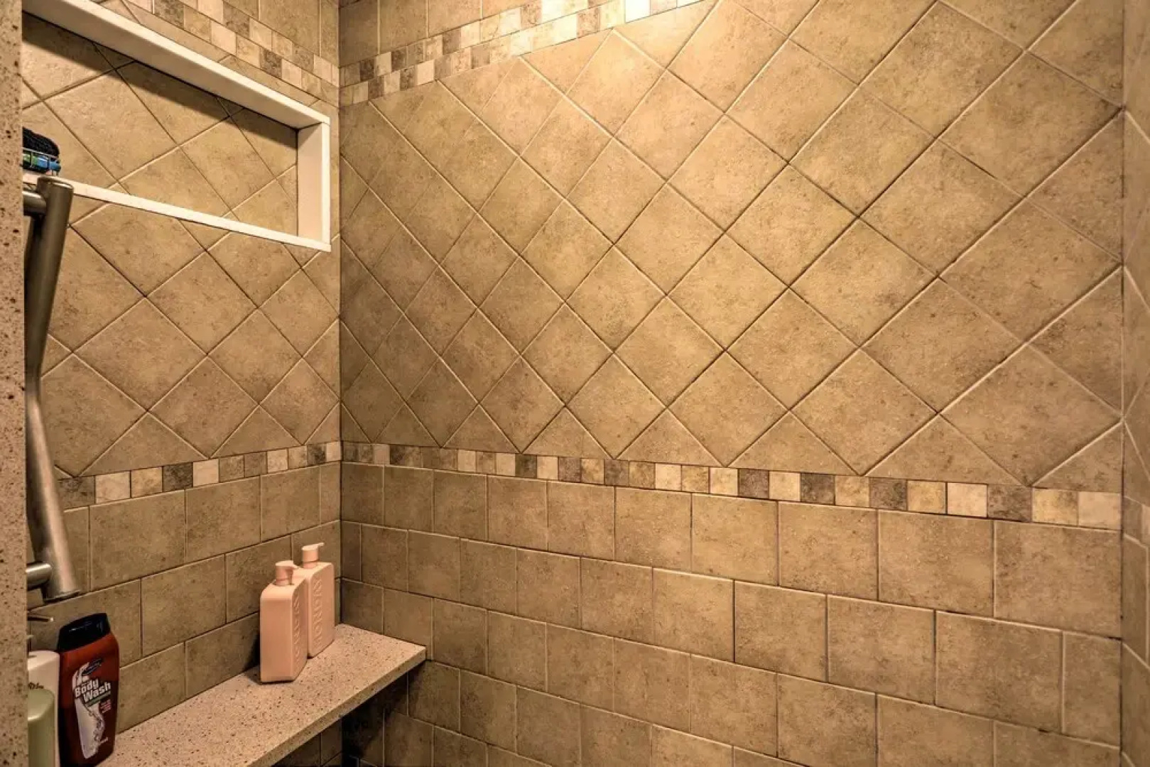 Football Fans Lake Retreat - 5 Mins to Gillette!