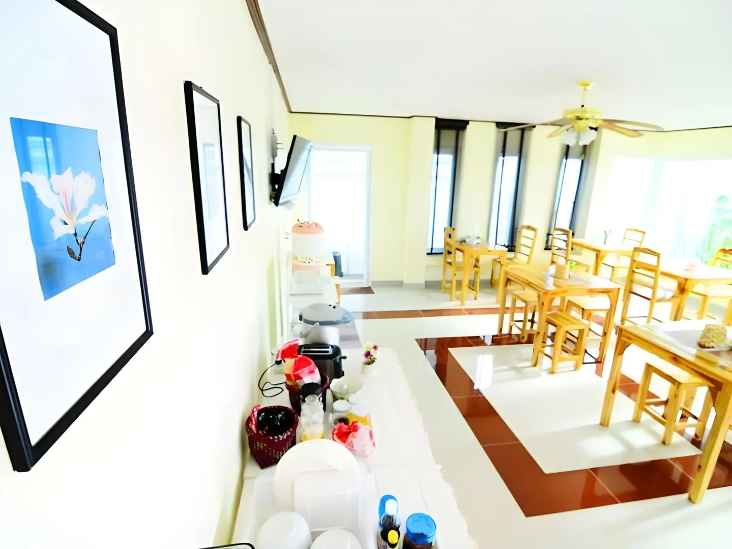 Laksasuk House