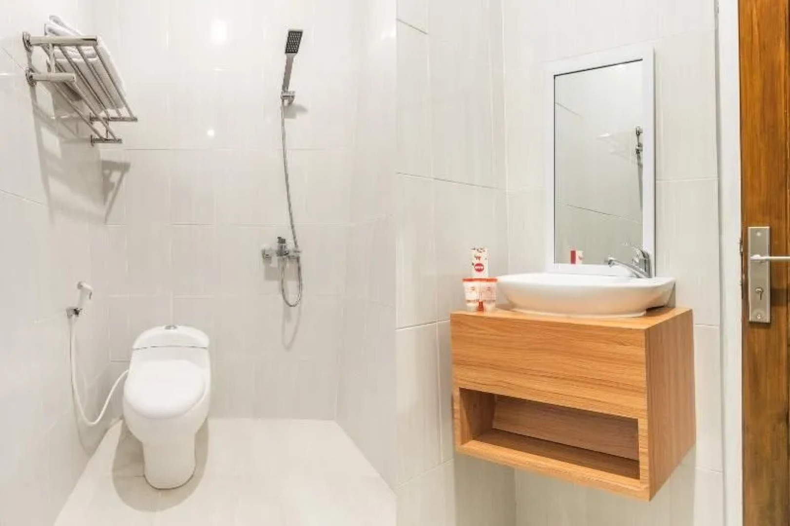 OYO 411 Homestay Tentrem Ayem