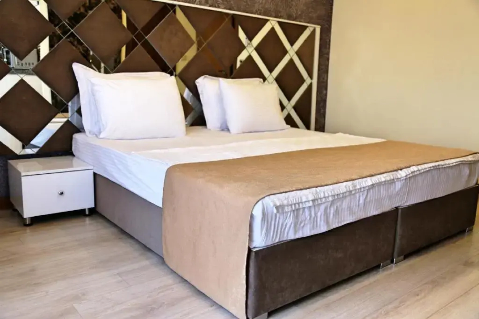 Terra Suites