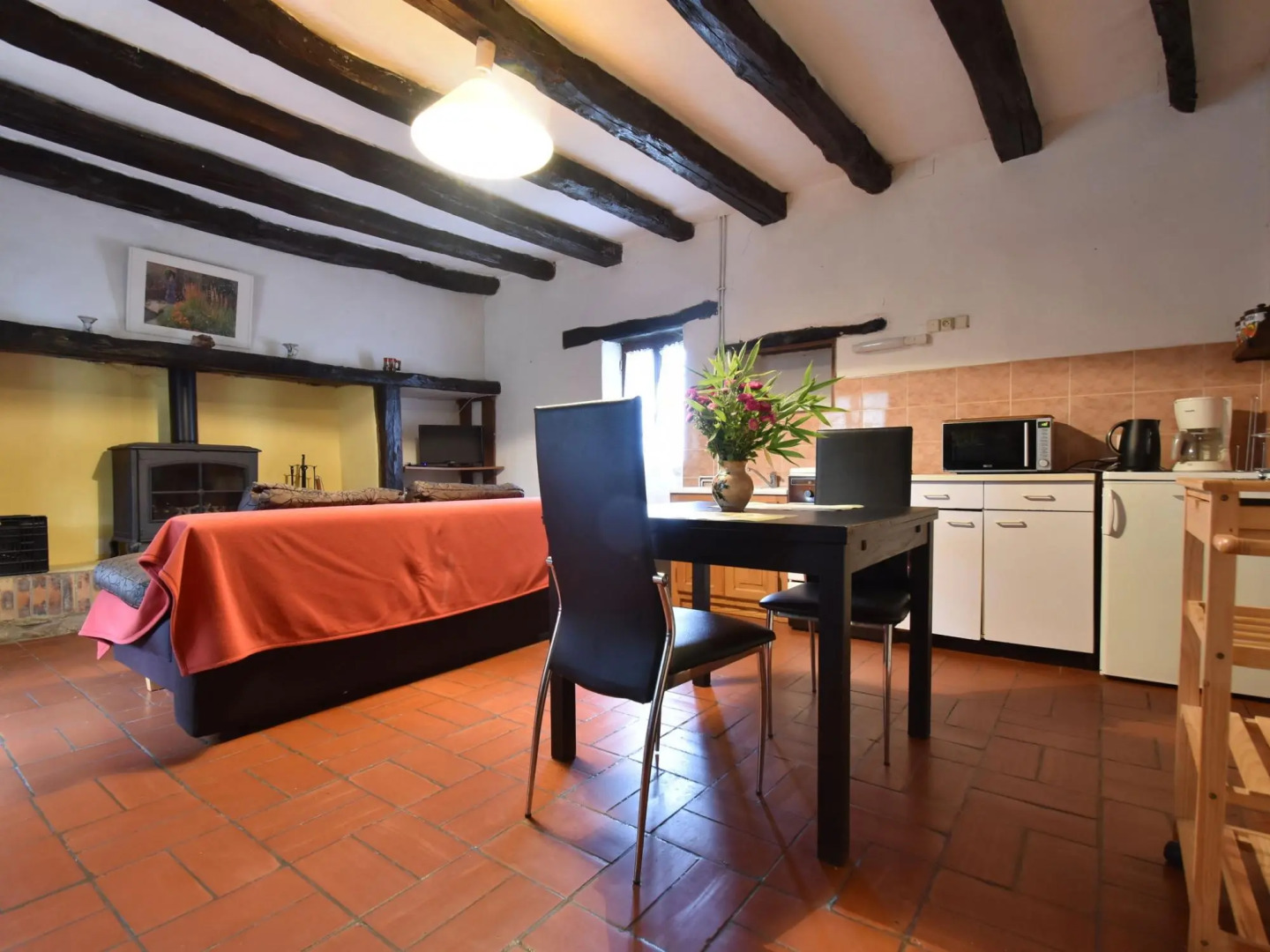 Quaint Home in Berbiguieres, Valley of the Castles at 15min