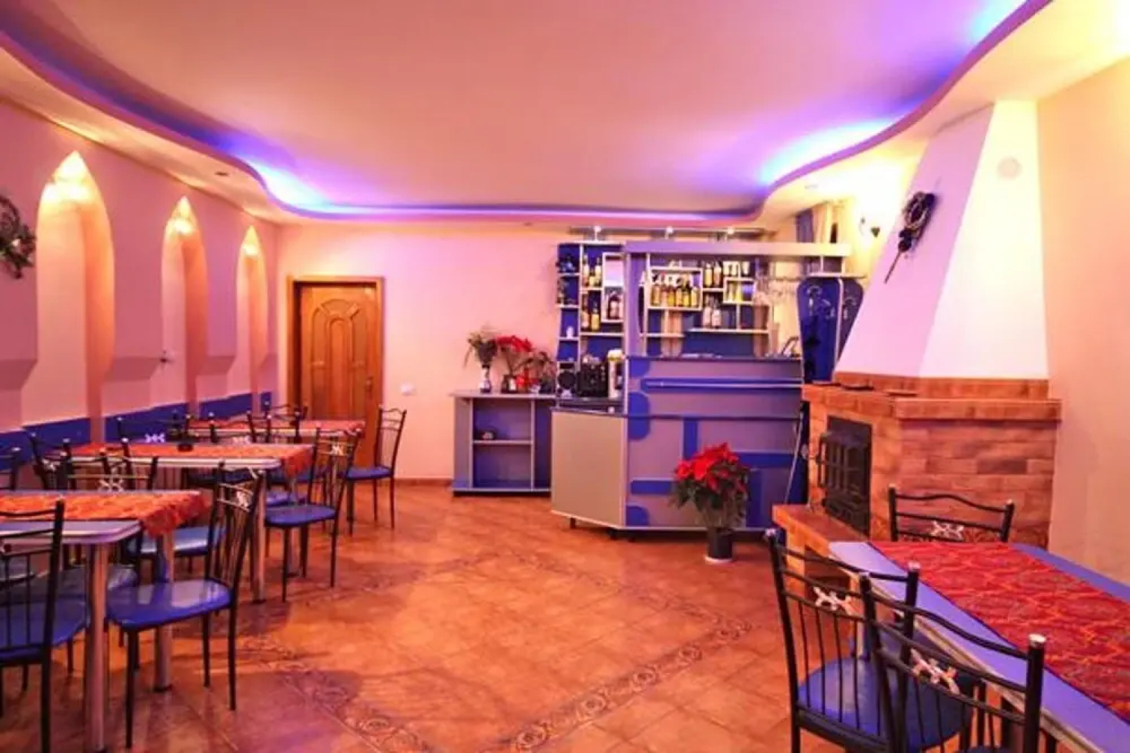 House With 10 Bedrooms in Durău, With Wonderful Mountain View and Enclosed Garden Near the Slopes
