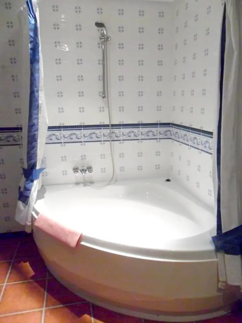 House With 5 Bedrooms in Villanueva de la Vera