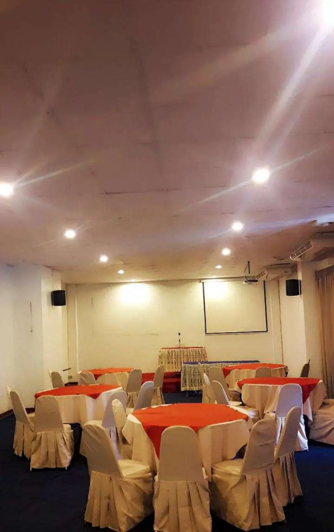Roseinn Hotel Taphanhin