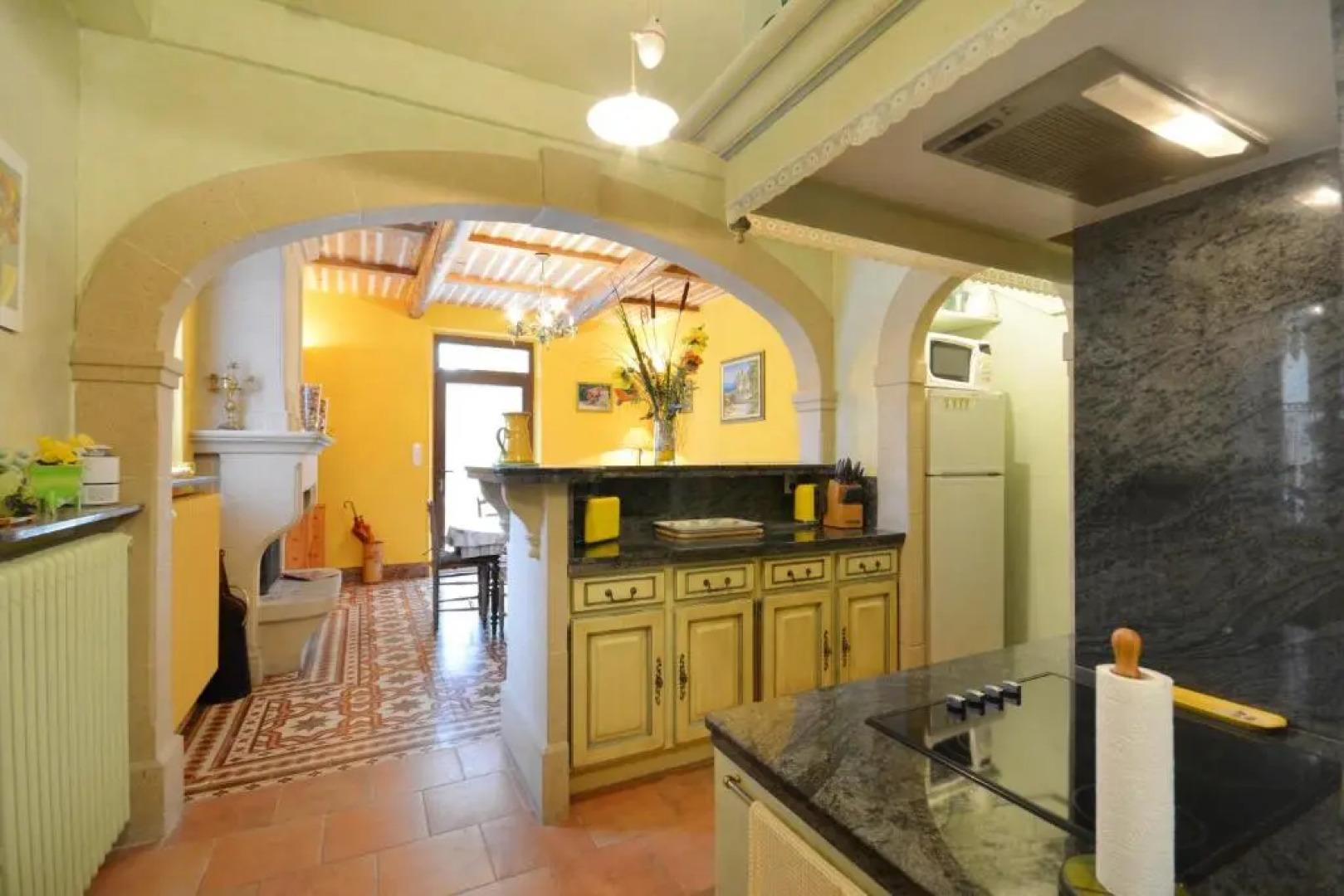 Maison de 2 chambres avec piscine partagee jardin amenage et wifi a Le Thor