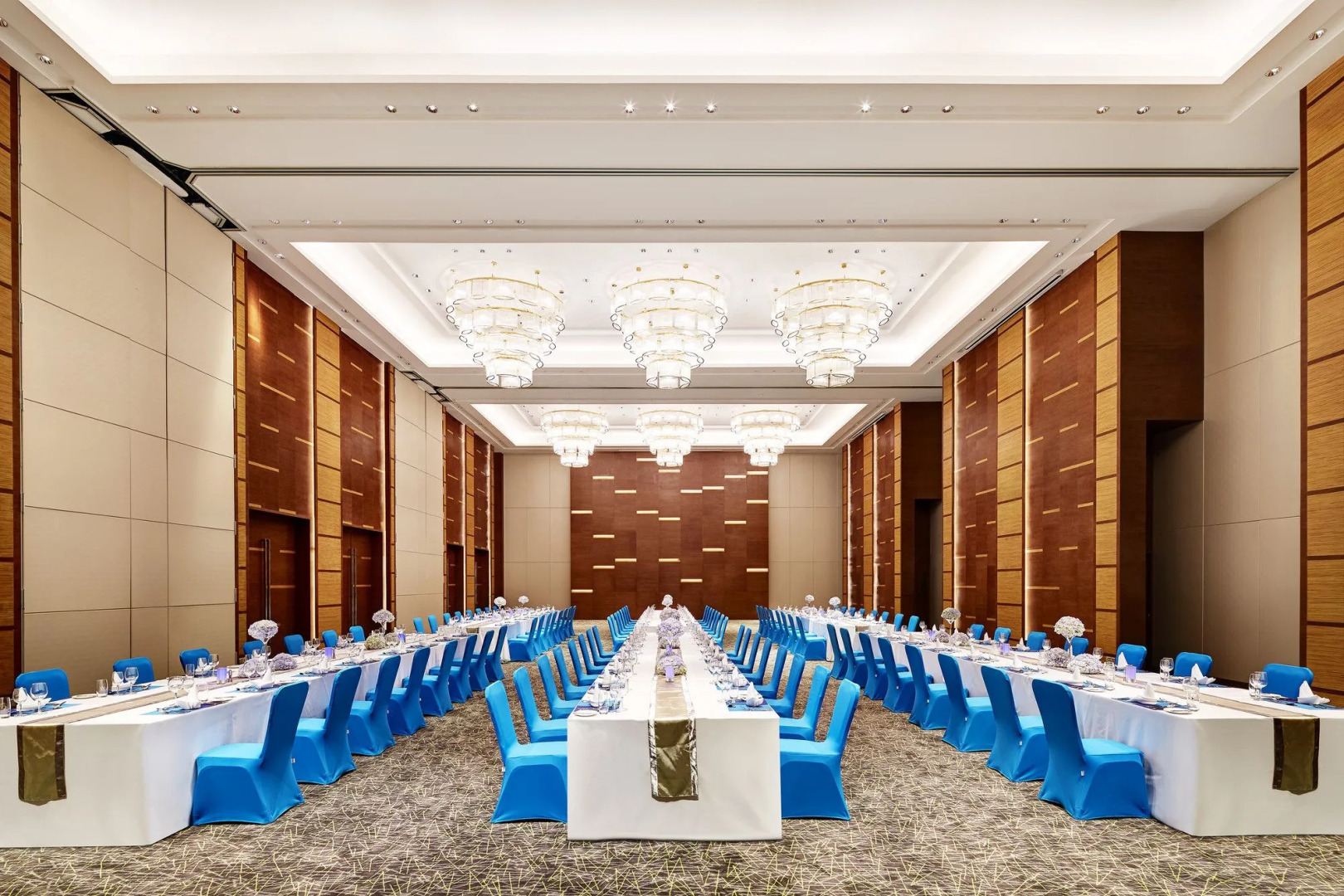 Aloft Dongguan Dynamic Town