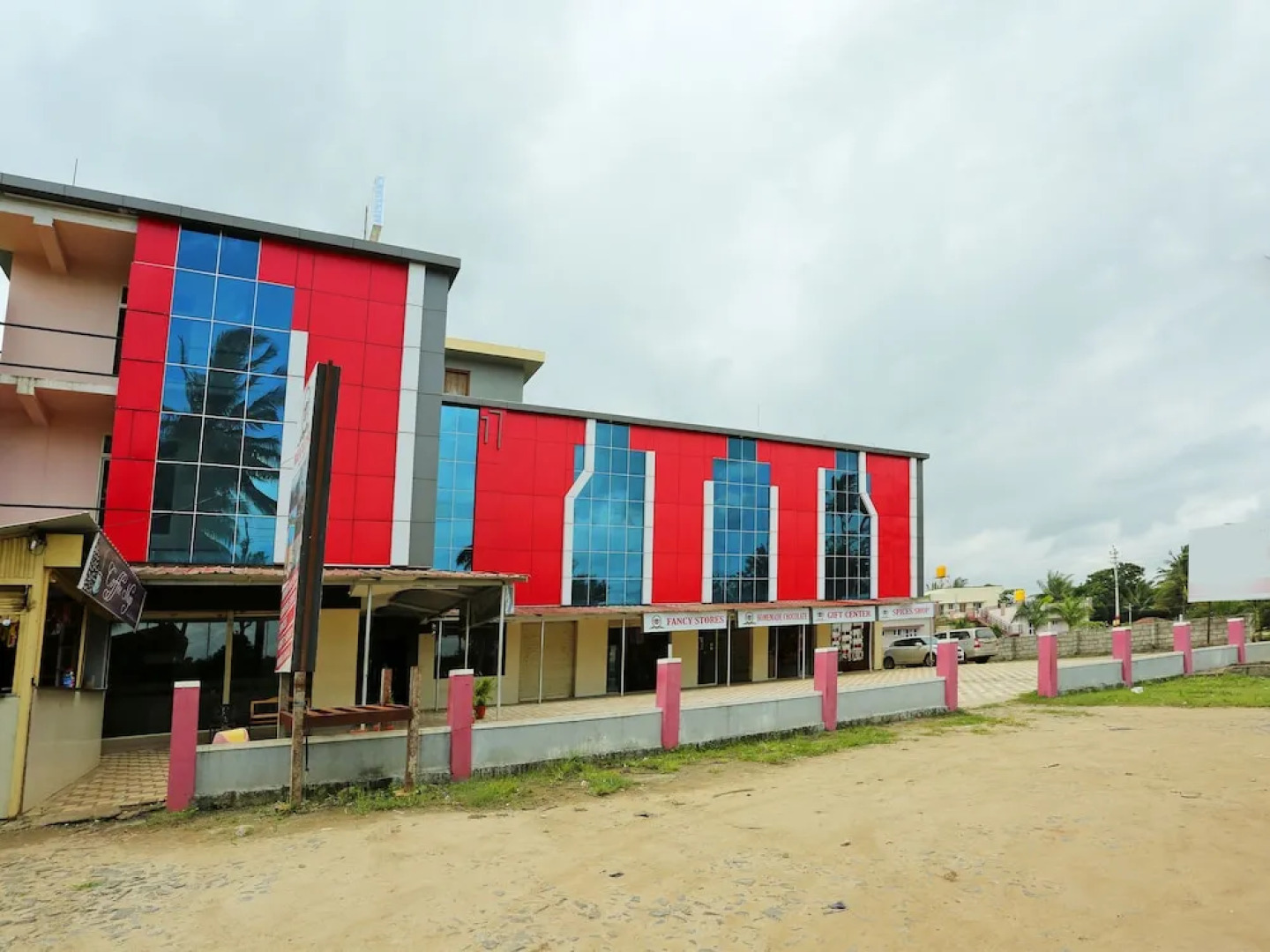 OYO 9262 Recluse Premiere Hotel