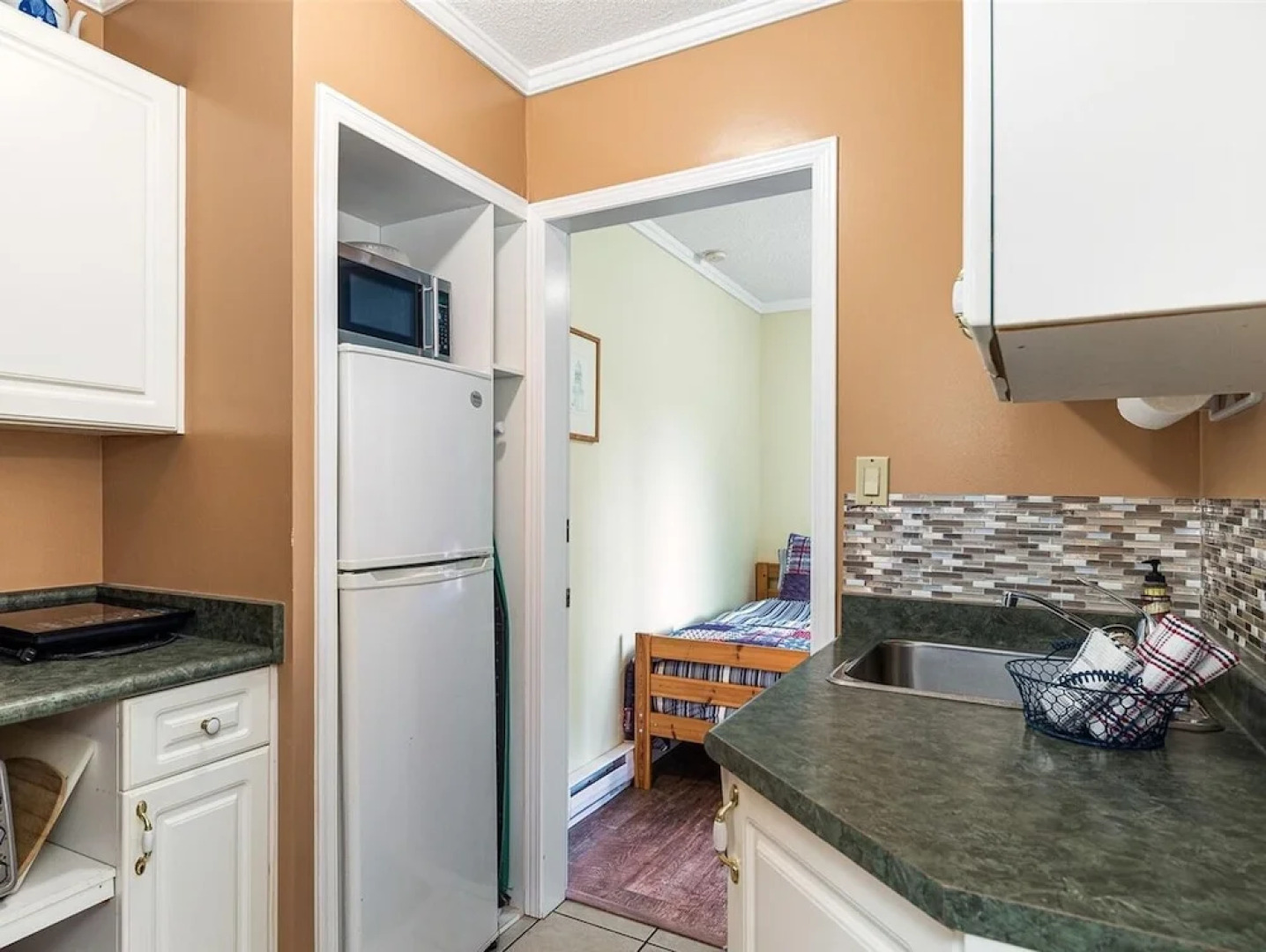 Salty Towers Oceanfront Cottages