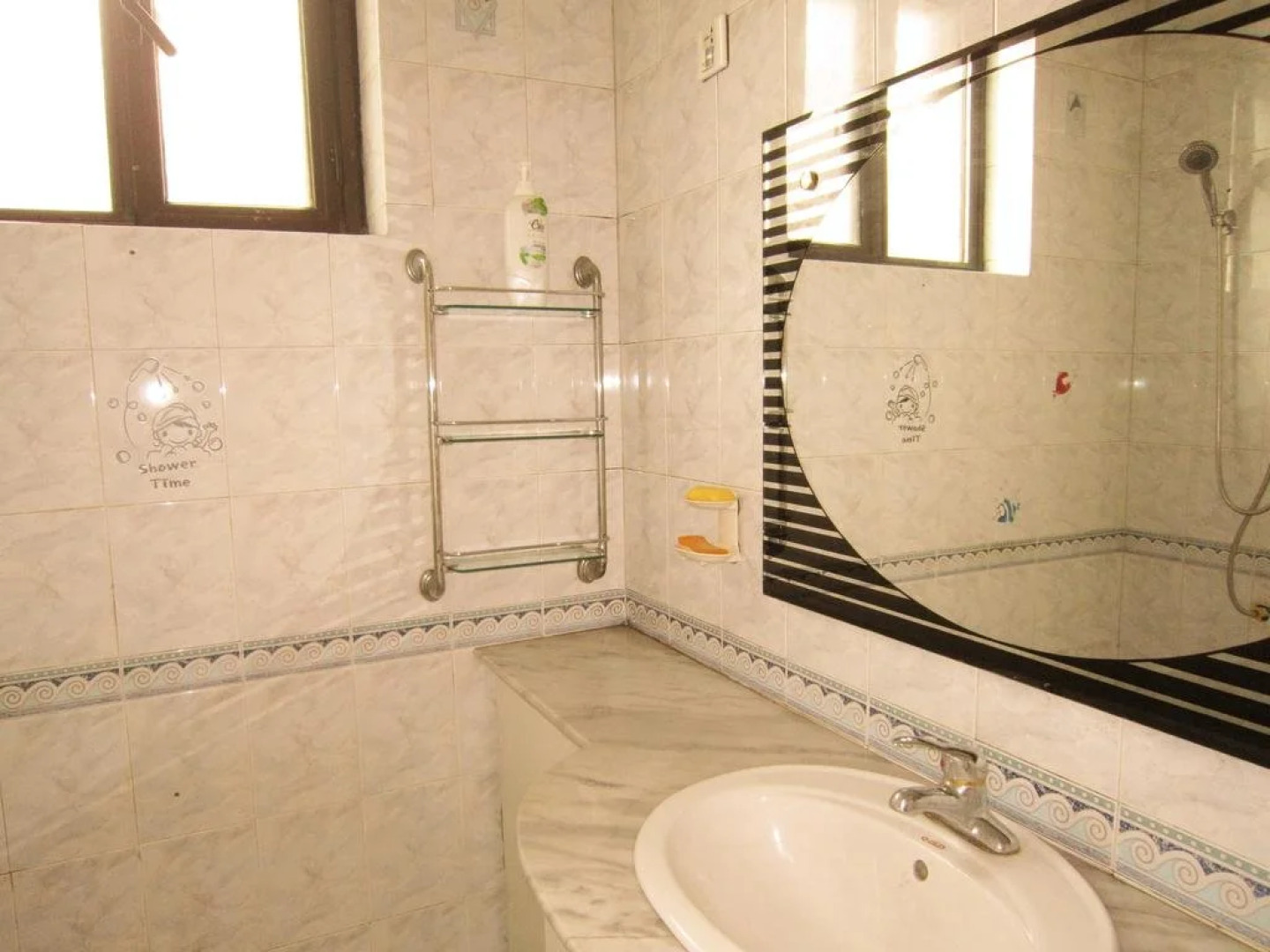 Datong Flower Fish Hostel