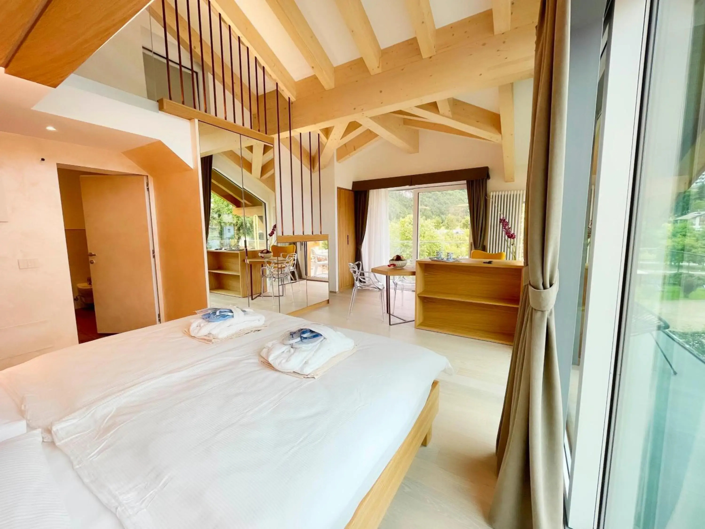 Alle Dolomiti Boutique Lake Hotel