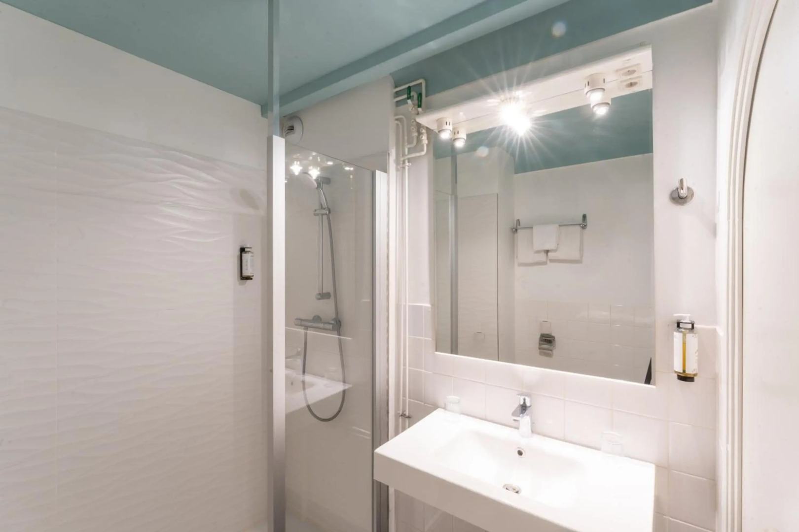 Grand Hotel Niort Centre