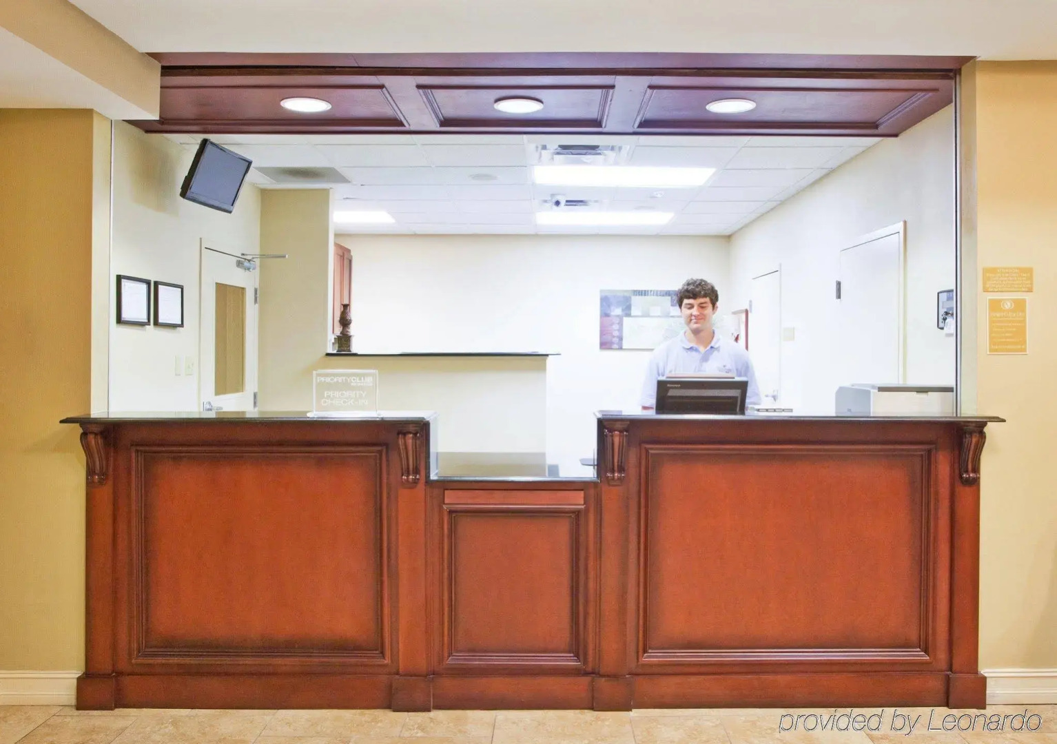 Candlewood Suites Athens by IHG