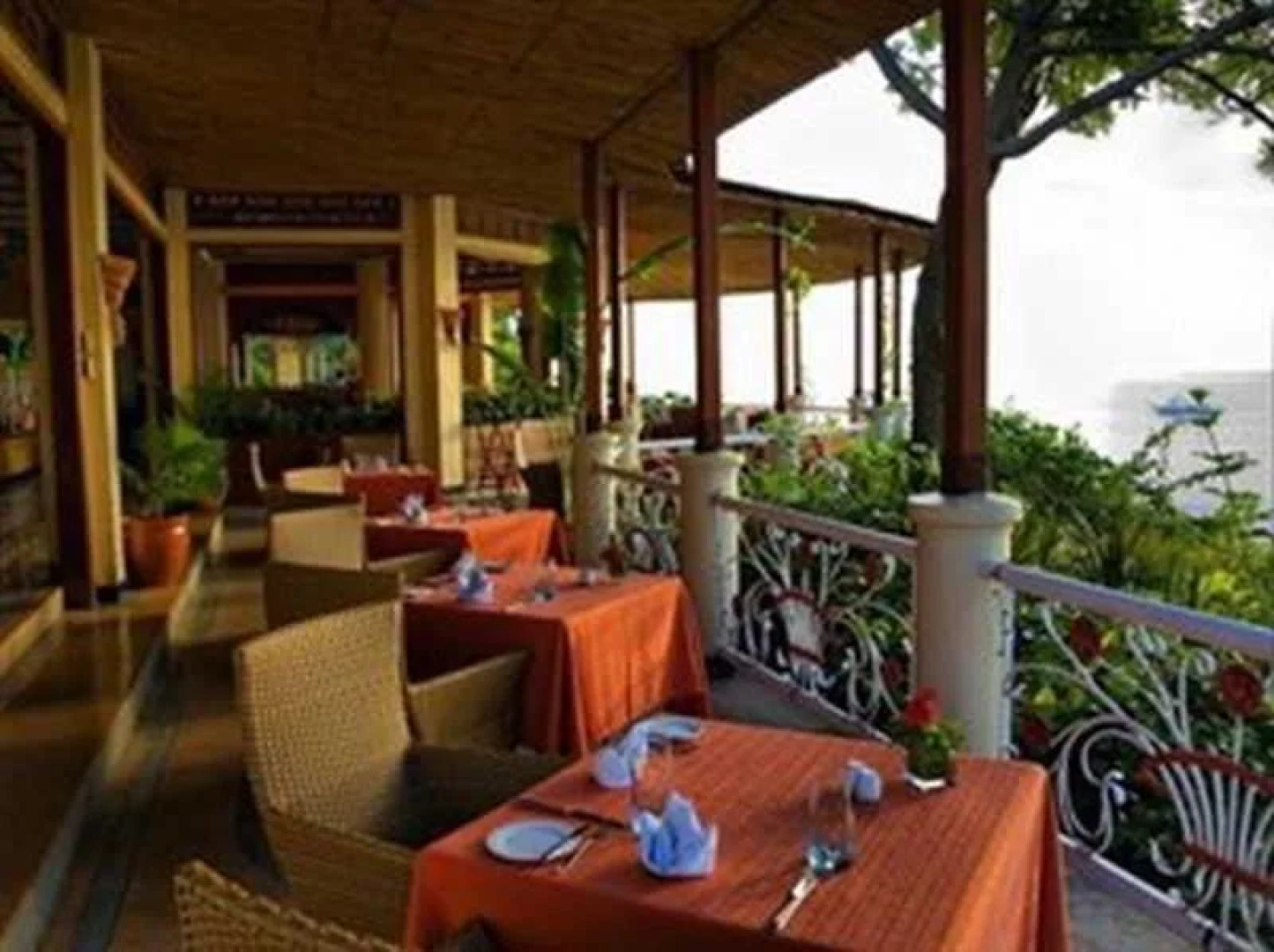 Alegre Beach Resort & Spa