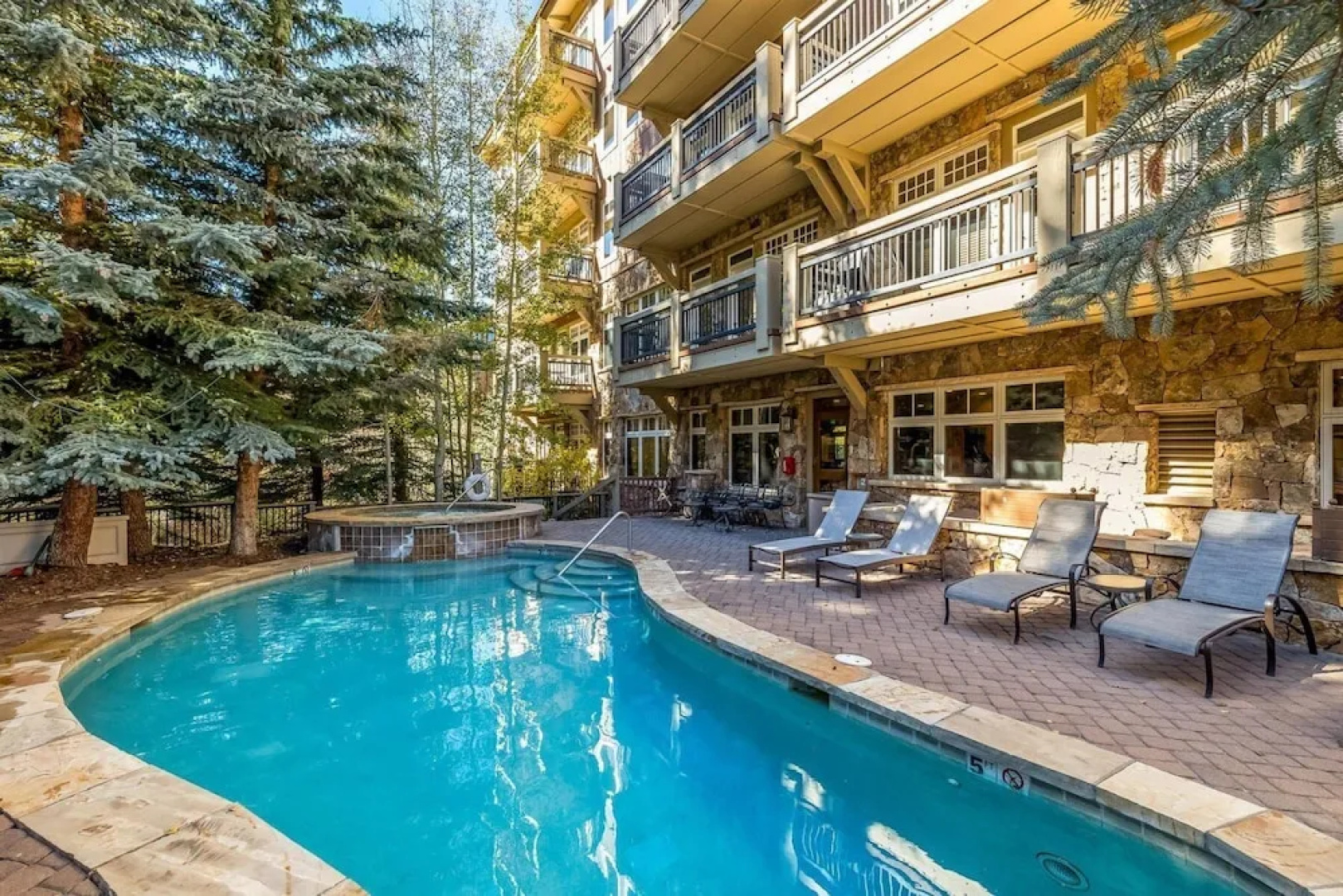 Premier 2 Bedroom Ski in, Ski out Lone Eagle Condo With the Best Access to Skiing in Keystone