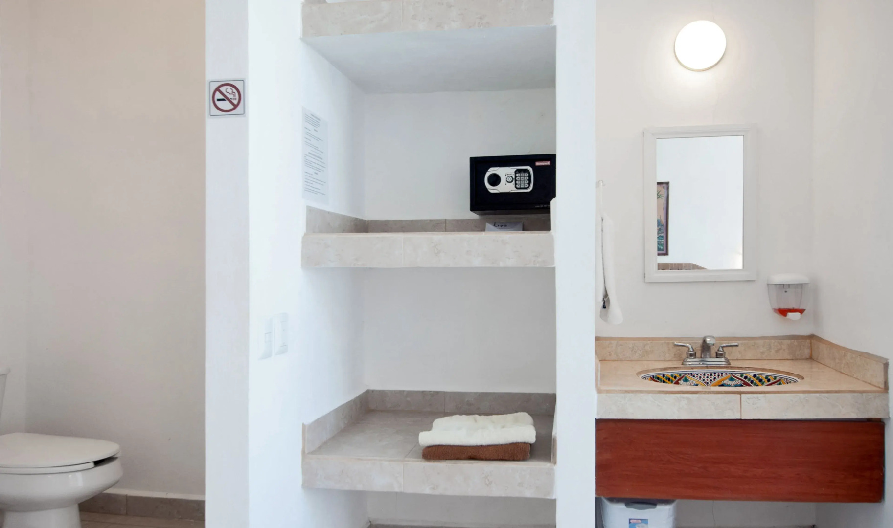 ITH Sayulita Amazing Surf Hostel