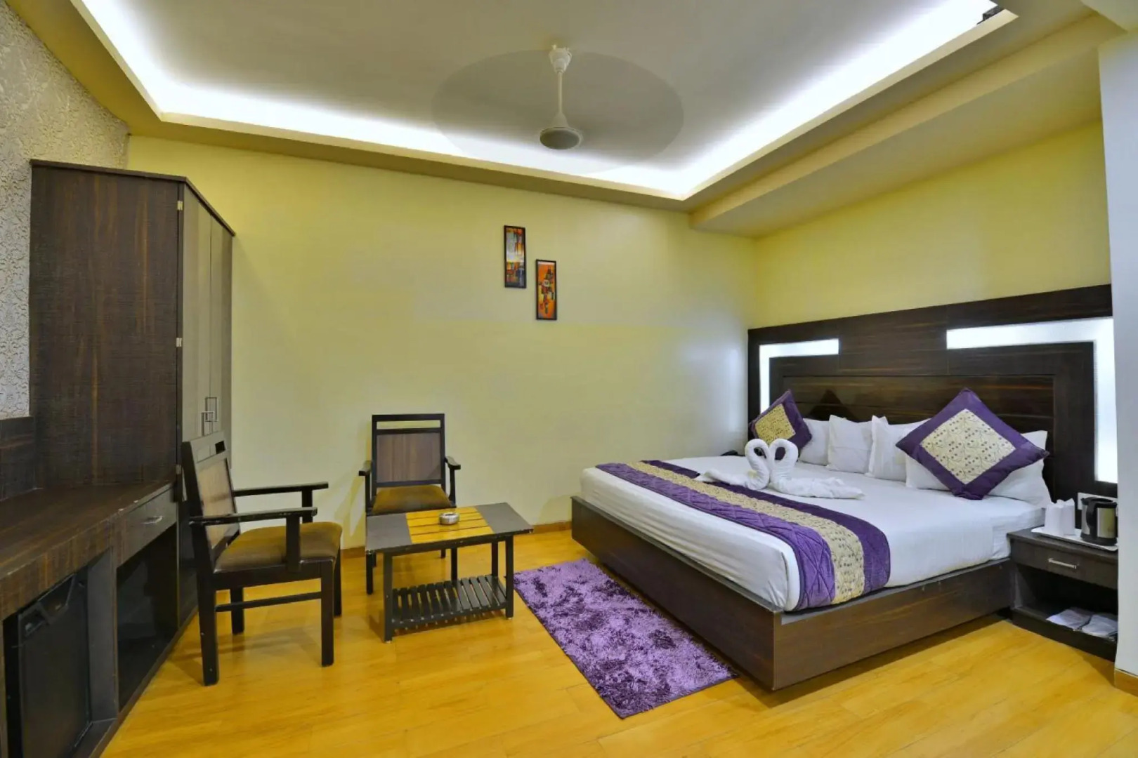 Hotel Samrat