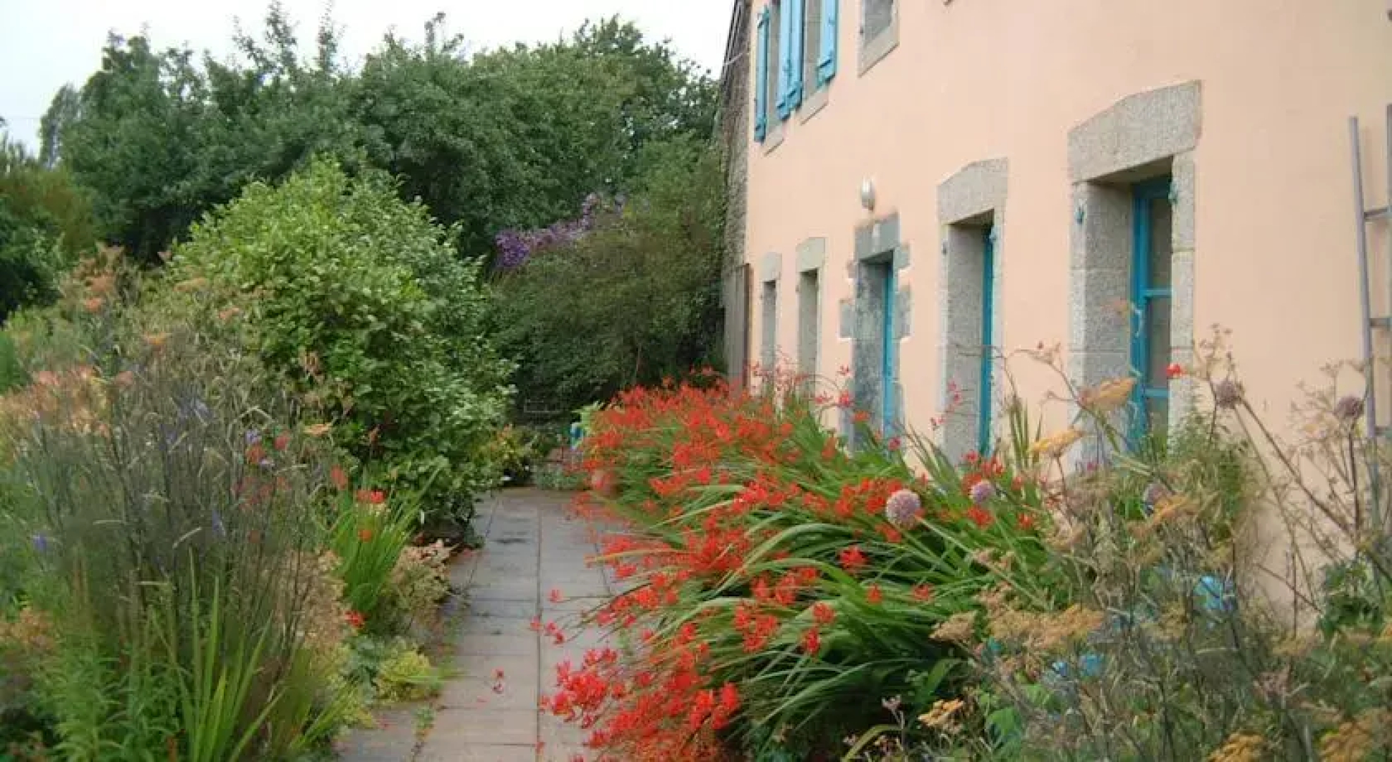 Chambres et Jardin dhôtes le Presbytère