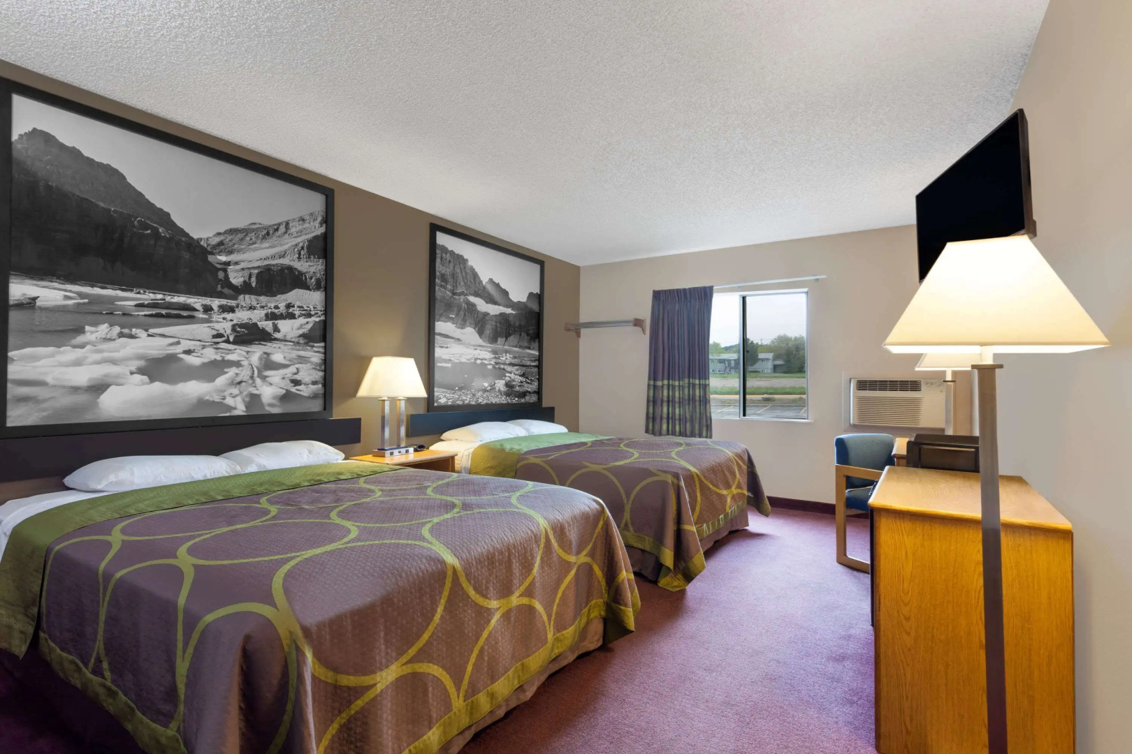 Super 8 by Wyndham Helena