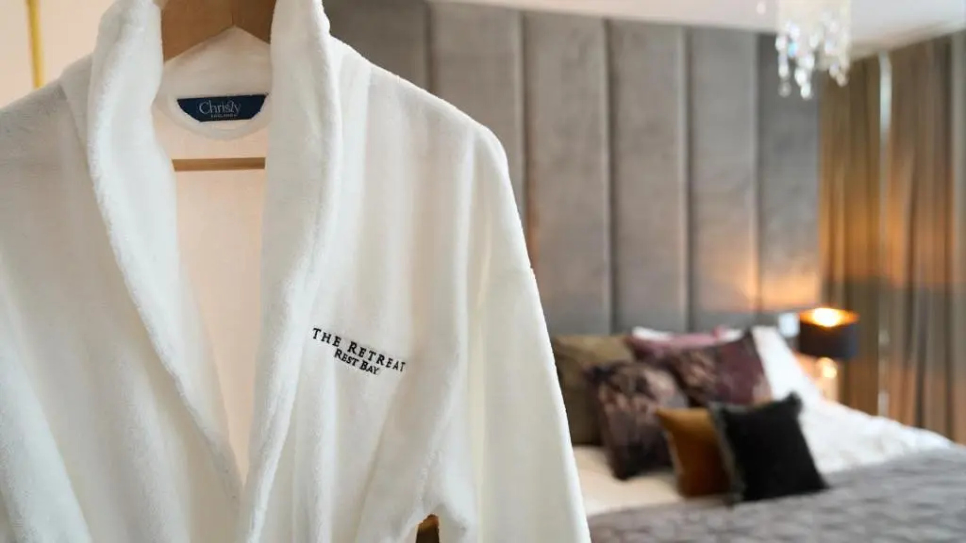 Luxury 3 Bed Penthouse Sea & Golf View, Brand New