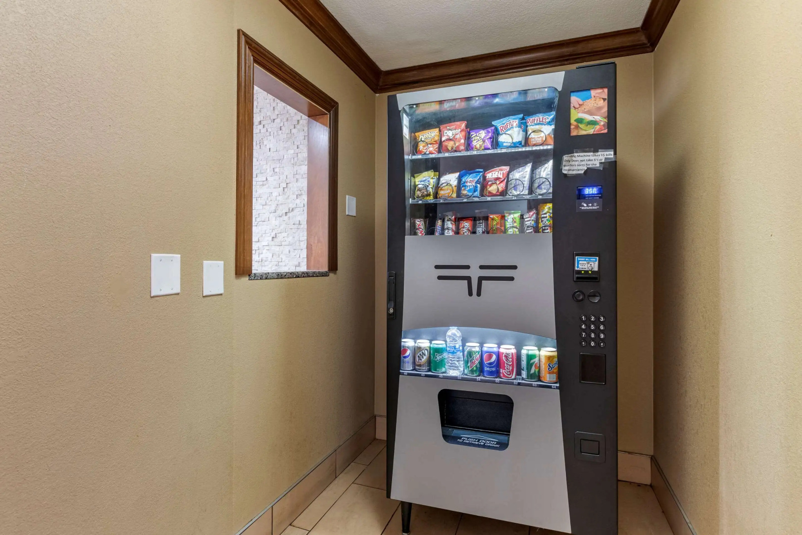 Comfort Inn & Suites Cedar Rapids North - Collins Road