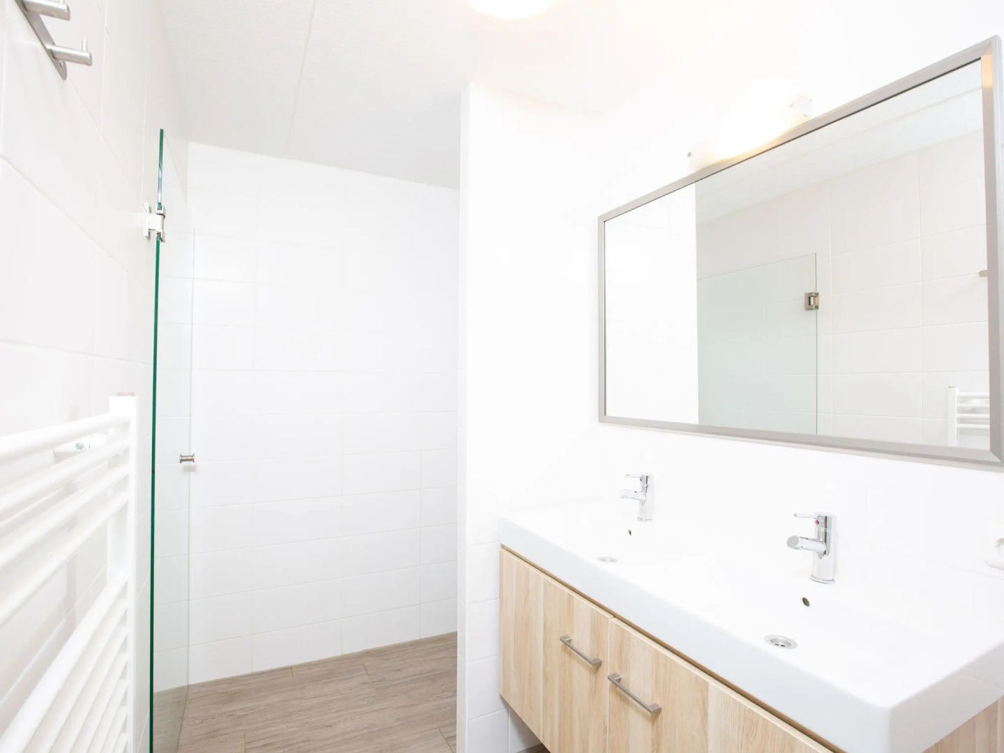 Detached Single Story Holiday Home Near the Sea