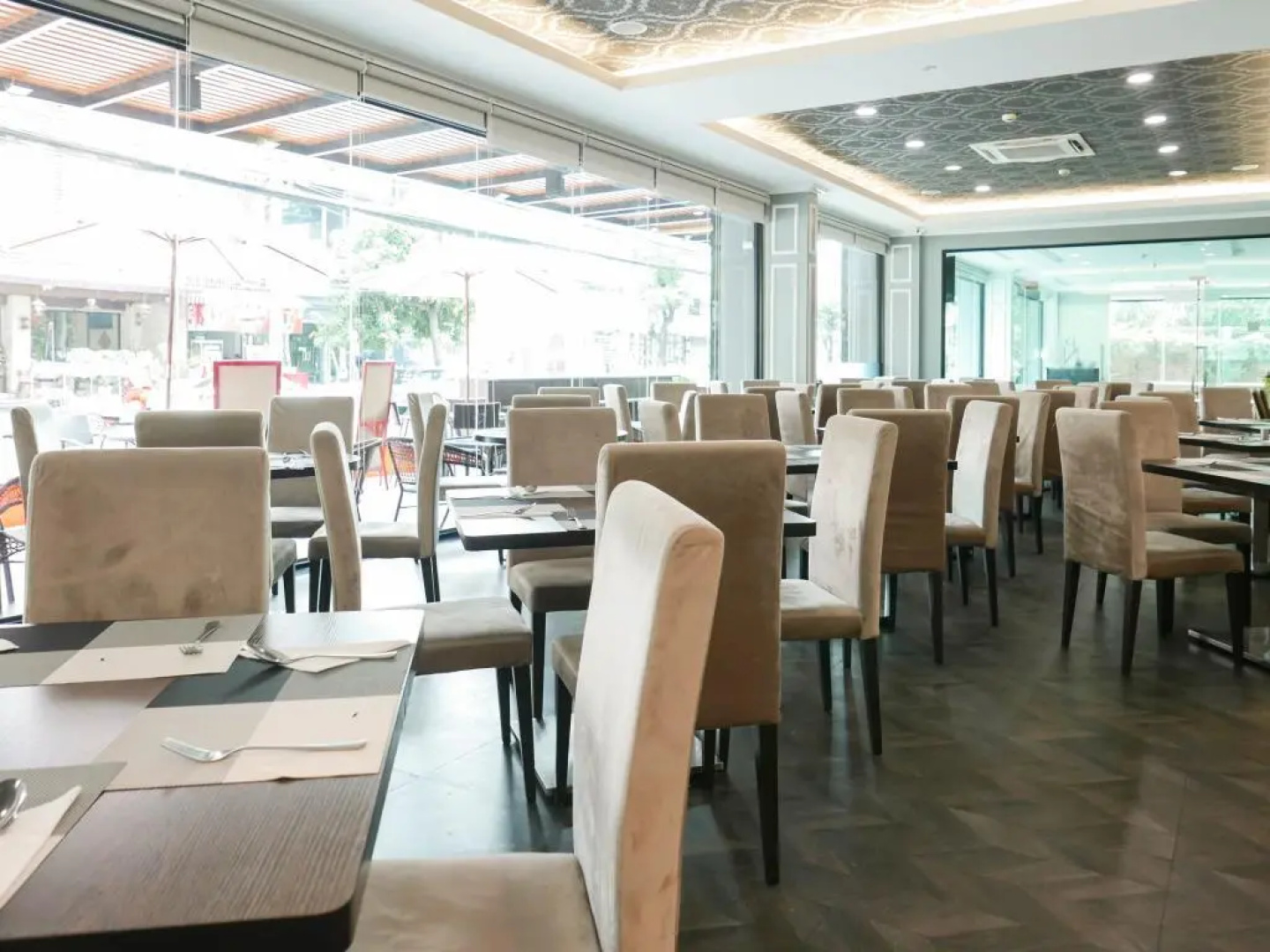Picnic Hotel Bangkok