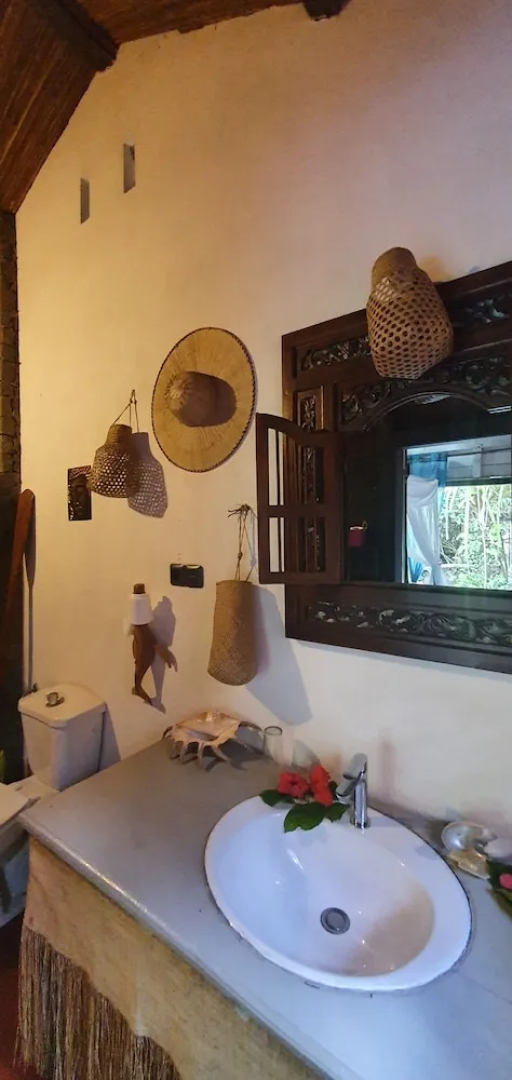 Ravoraha Ecolodge