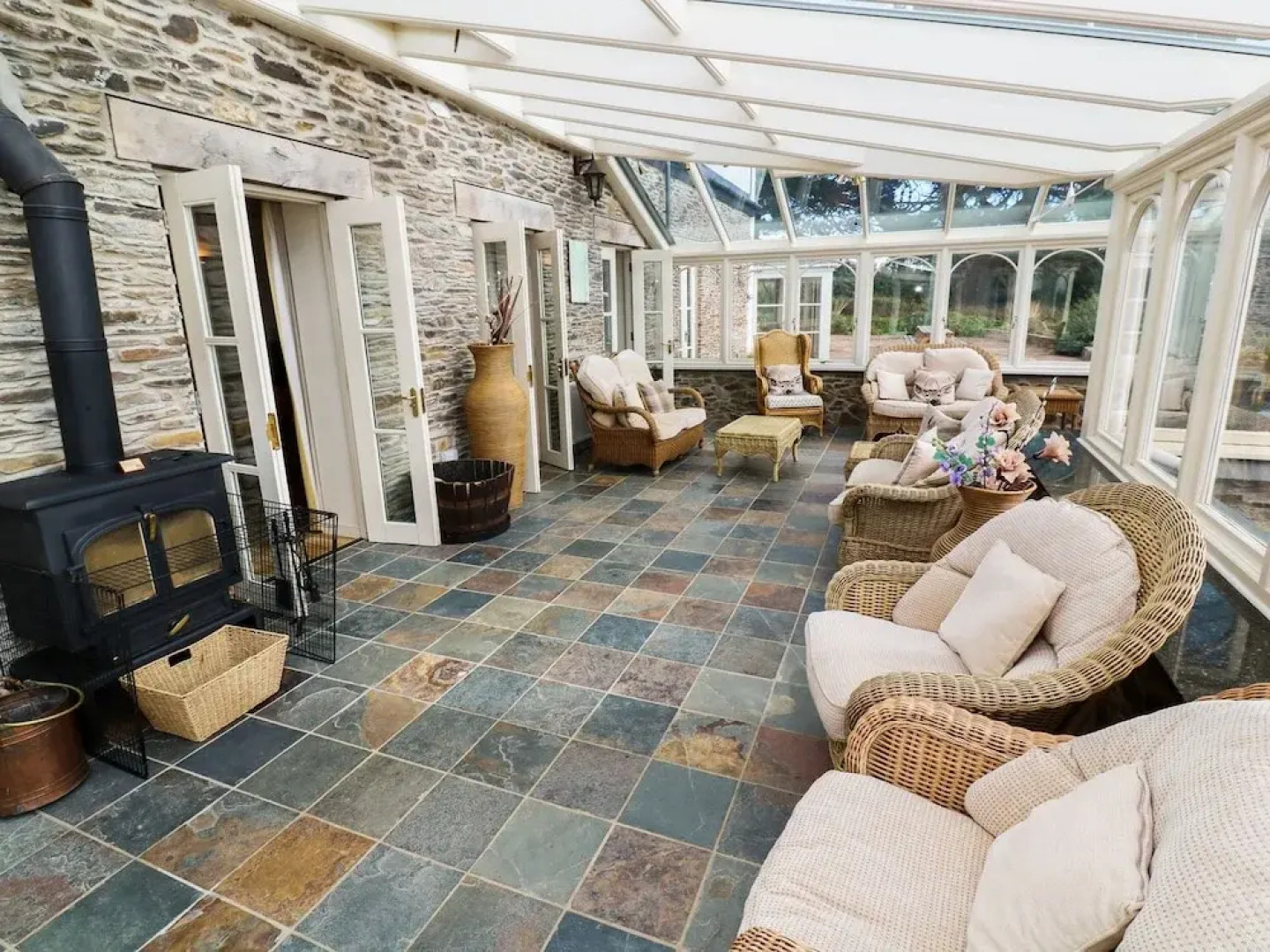 Tregoninny Vineyard and Woodland Farmhouse