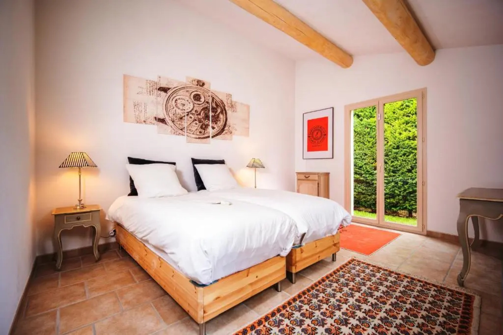 Villa Tessa for 14 people with private pool sauna and gym close to Aix en Provence