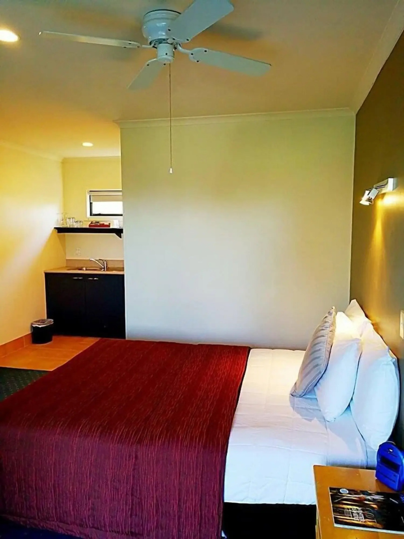 Stadium Motel