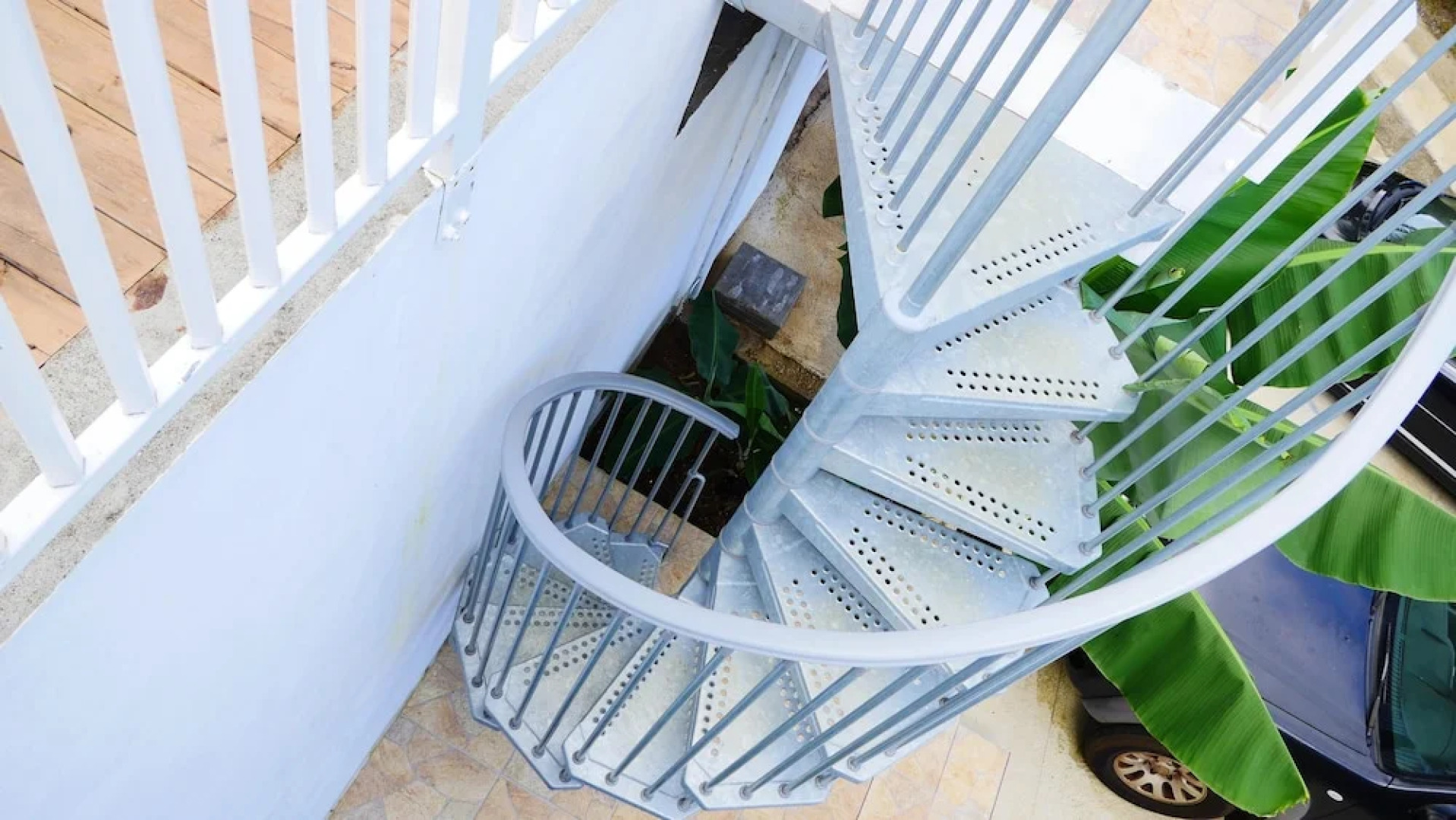 House With 4 Bedrooms in Piton Saint-leu, With Pool Access, Enclosed G