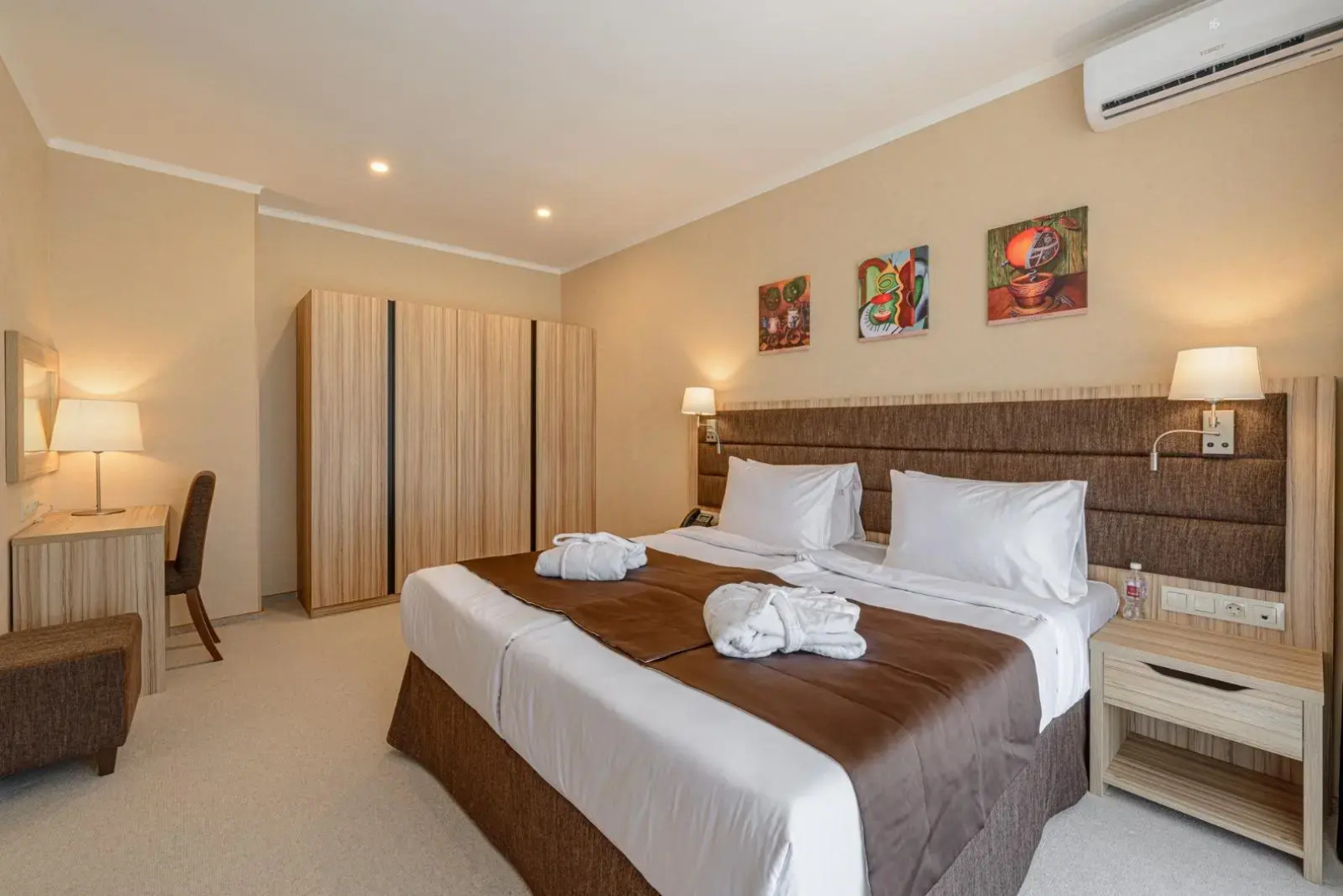 Chateau Pinot (Шато Пино)