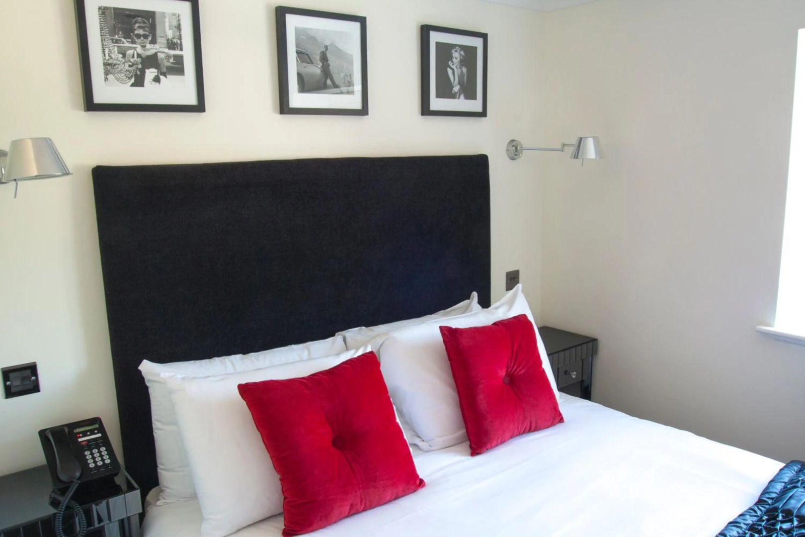 Ship Leopard Hotel – No Children