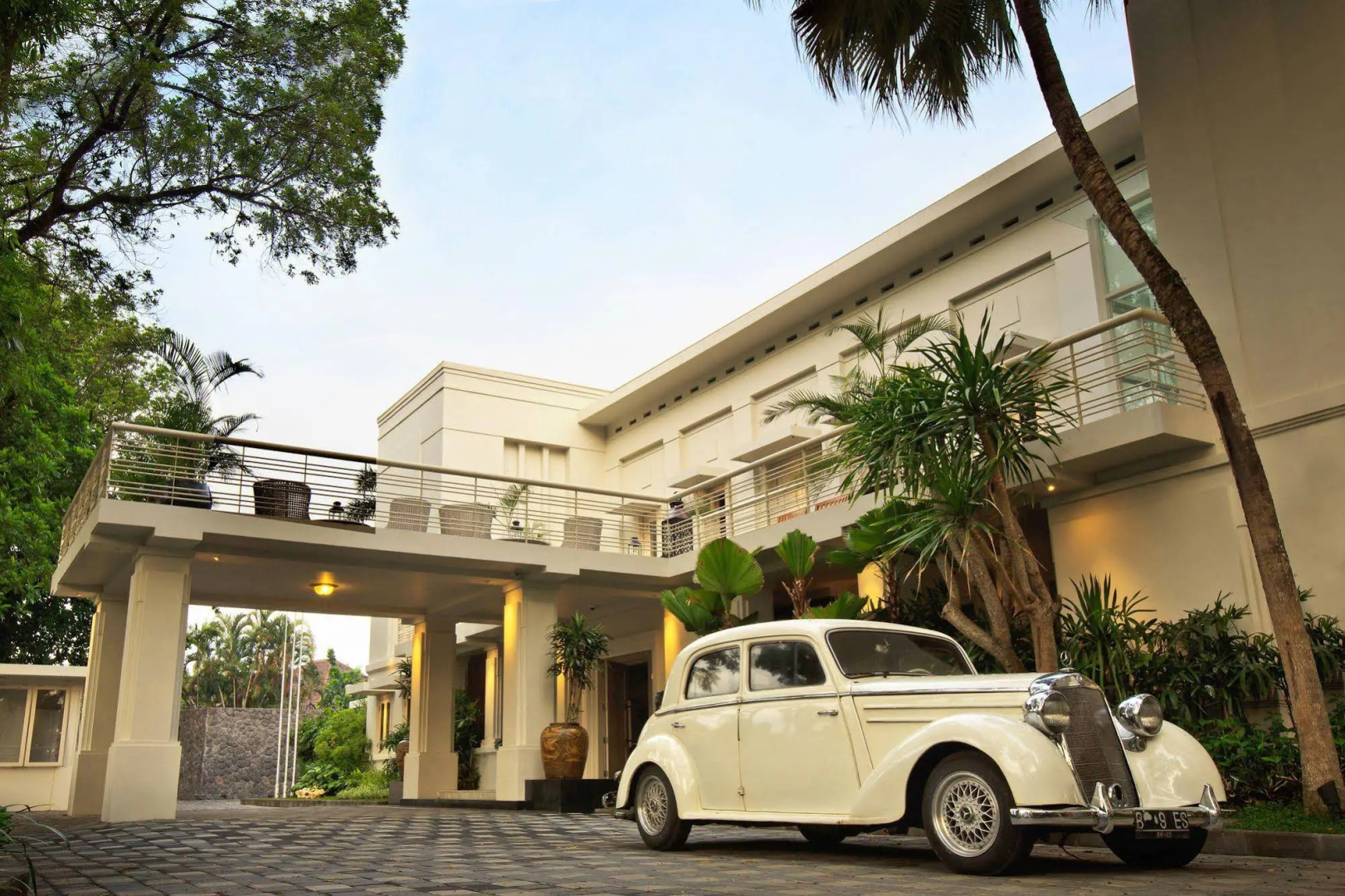 The Graha Cakra Hotel