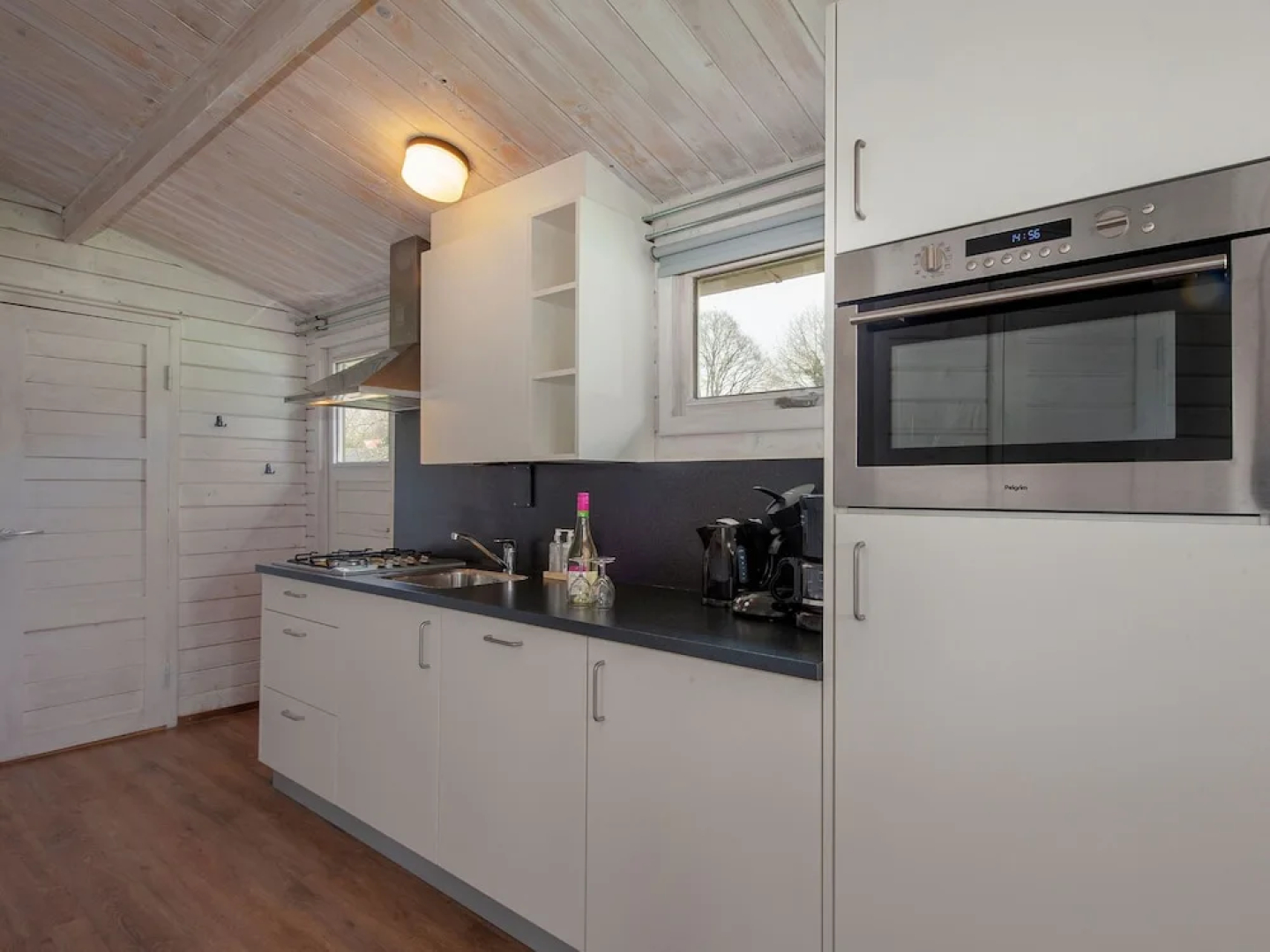 Cozy Wooden Chalet in Pedestrian Area