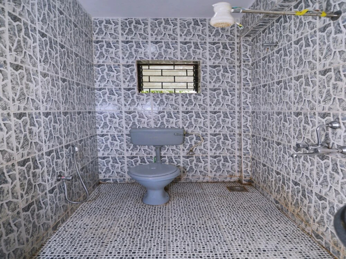 OYO 7258 Spartan Inn Standard