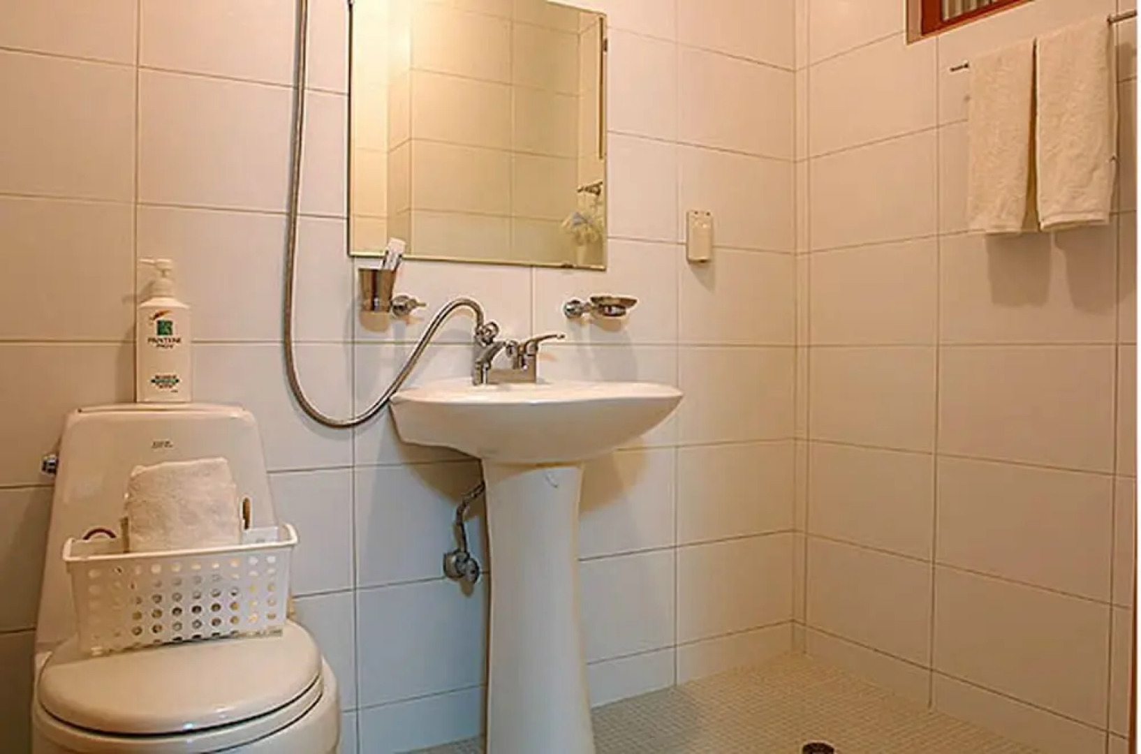 Mari Sea Ever Pension