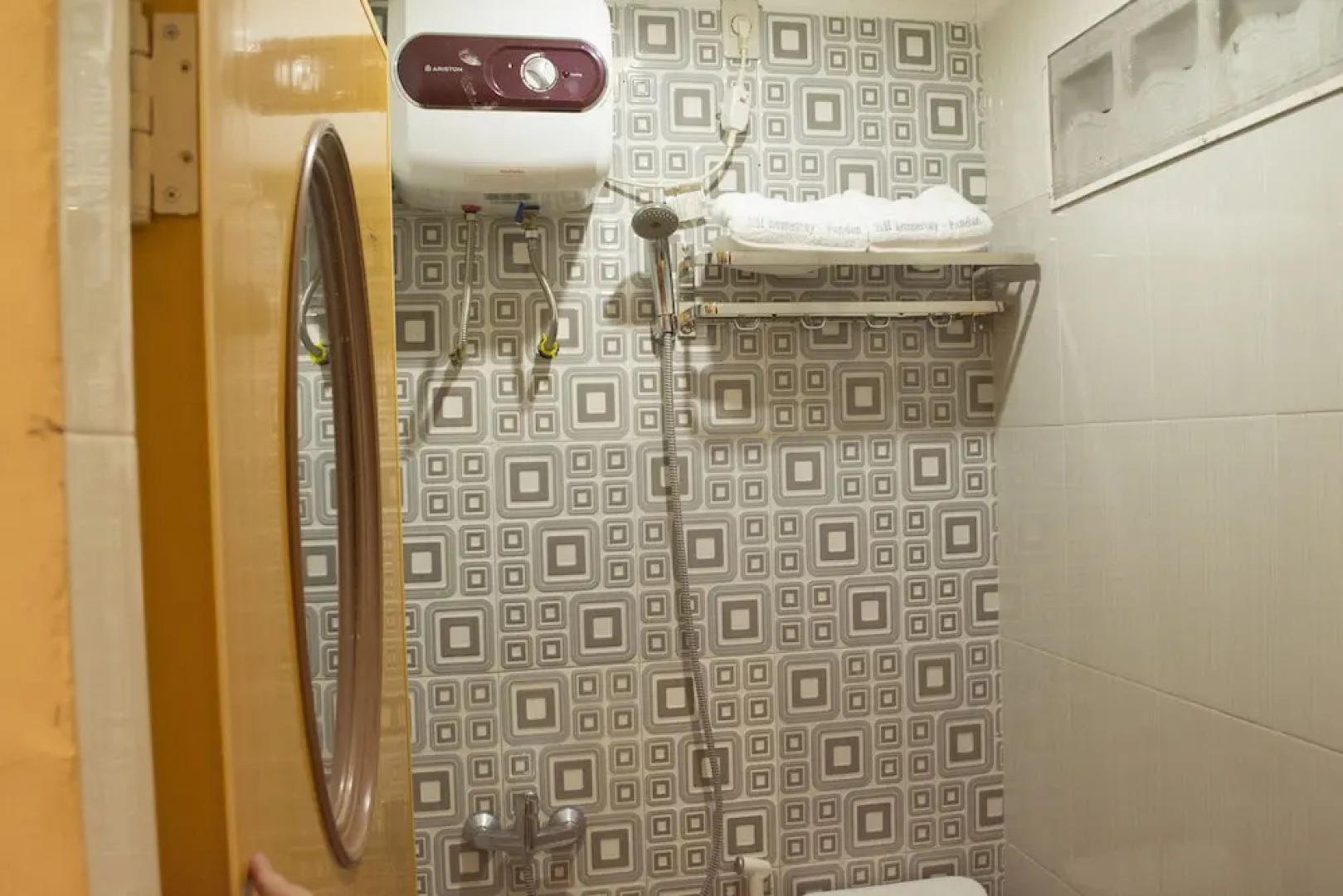 Mh Homestay by OYO Rooms