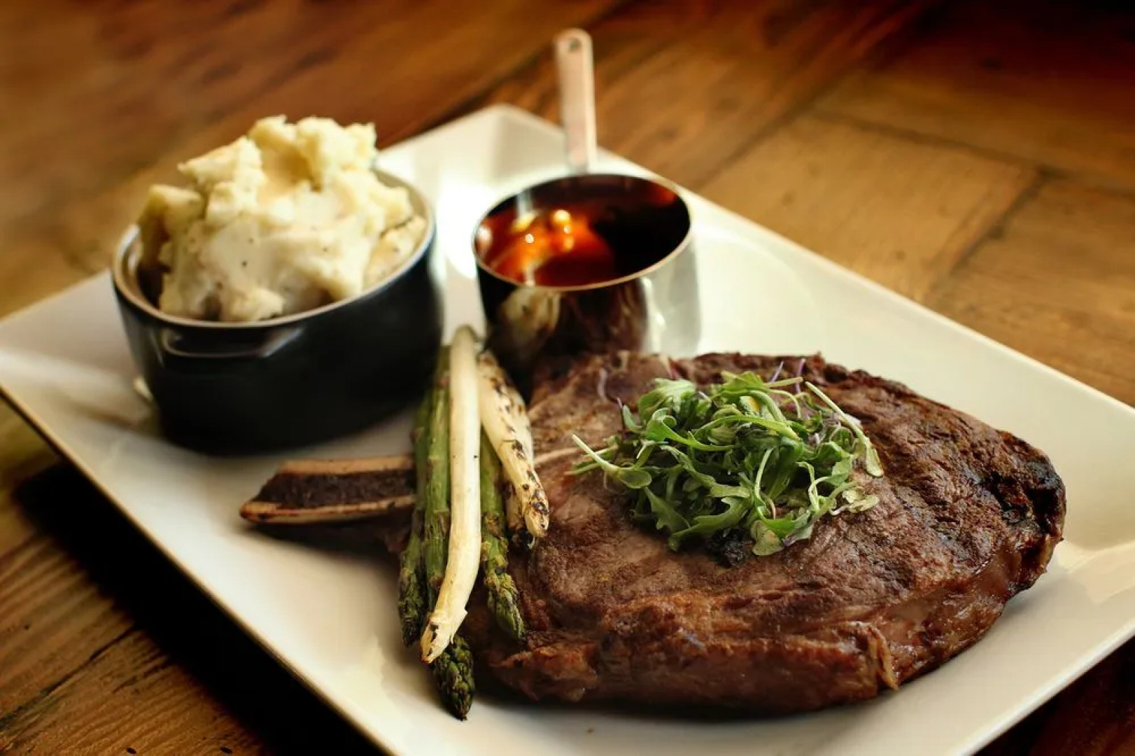 Chateau Merrimack Resort & Spa