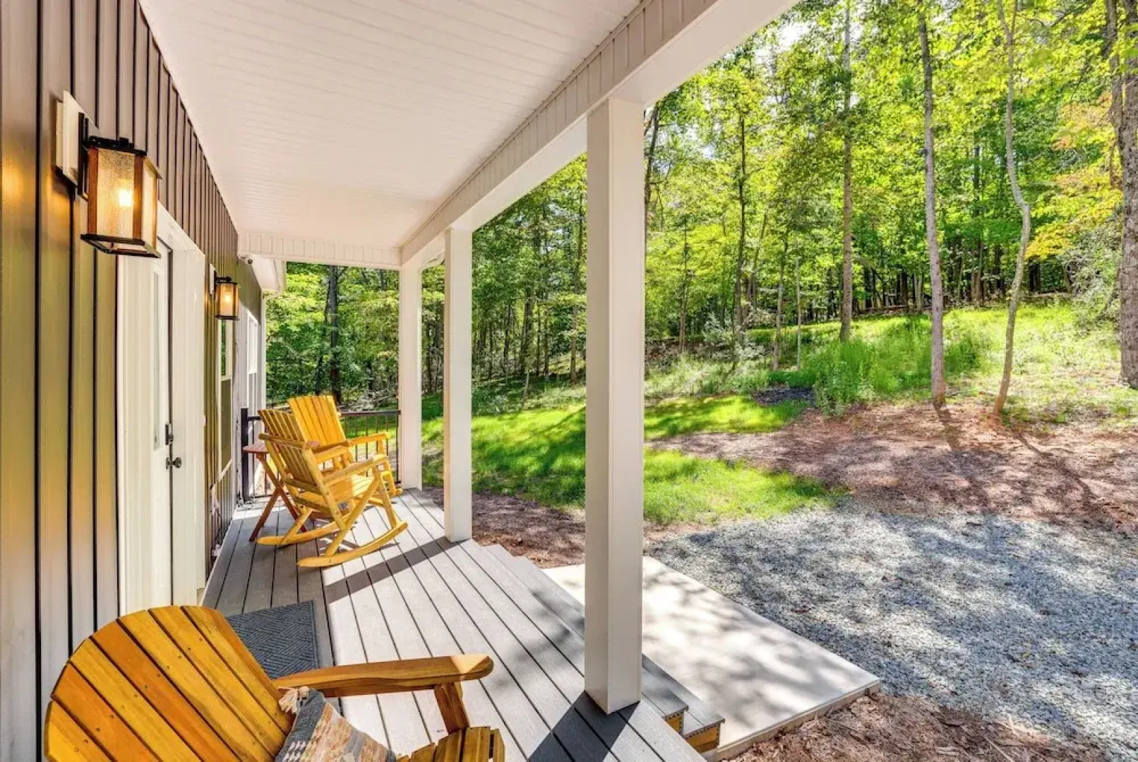 9 Mi to Smith Mountain Lake: Getaway in Moneta!