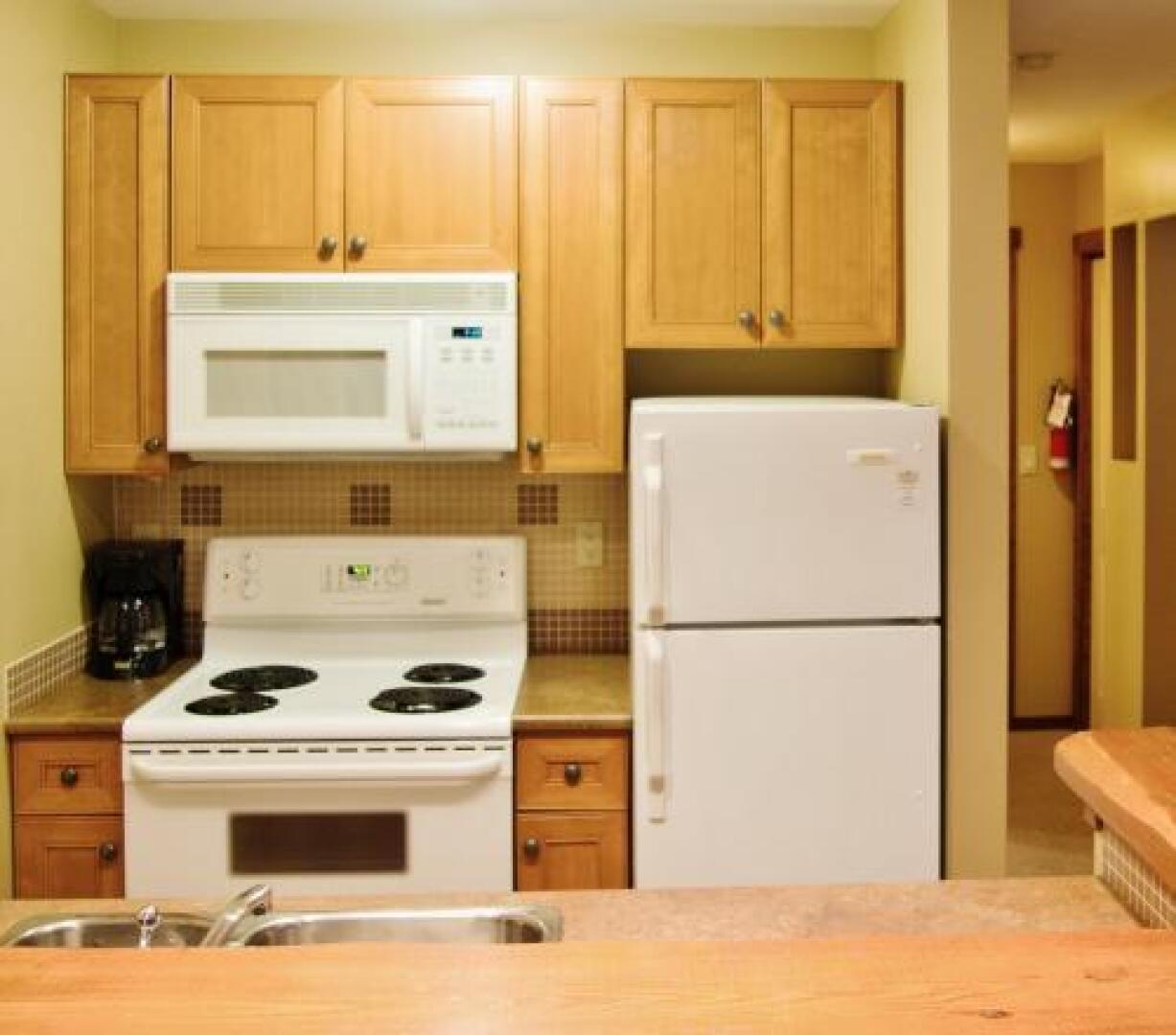 Snow Creek Cabins by Fernie Lodging Co