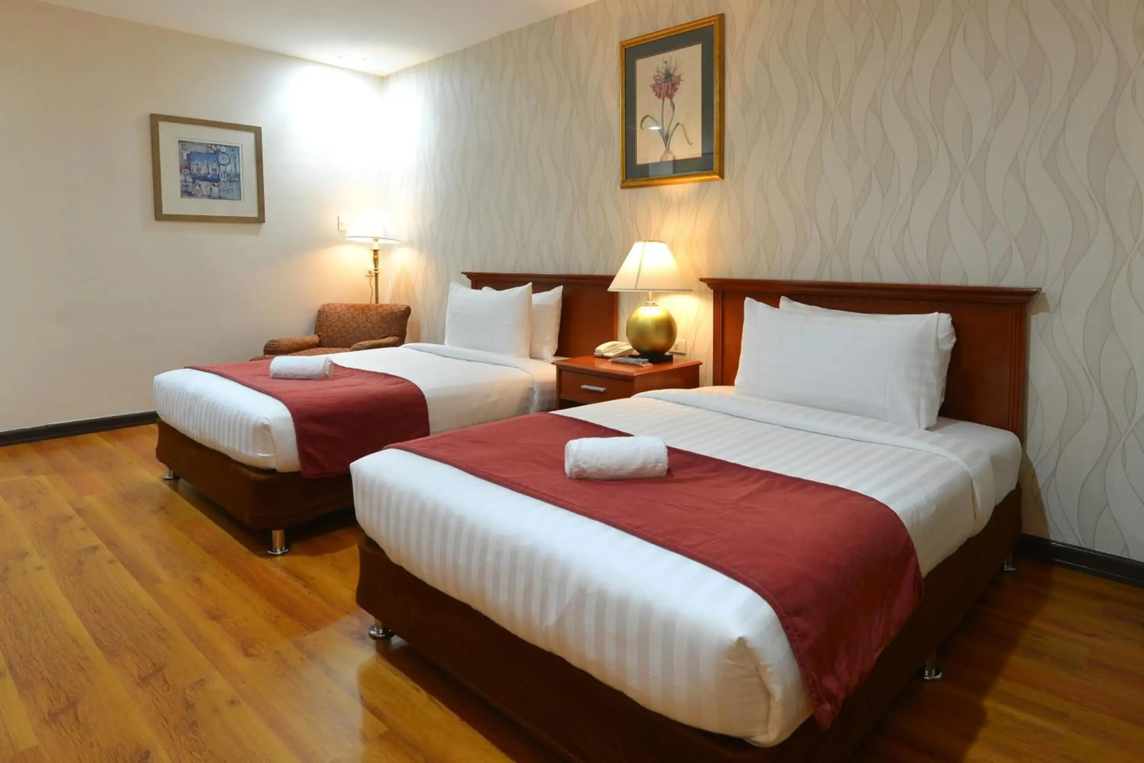 Royal Suites Condotel