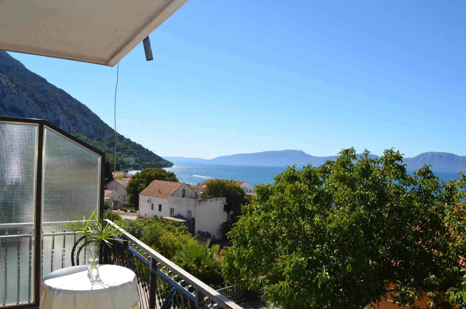 Apartment Jozo - 150 m from pebble beach: A1 Gradac, Riviera Makarska